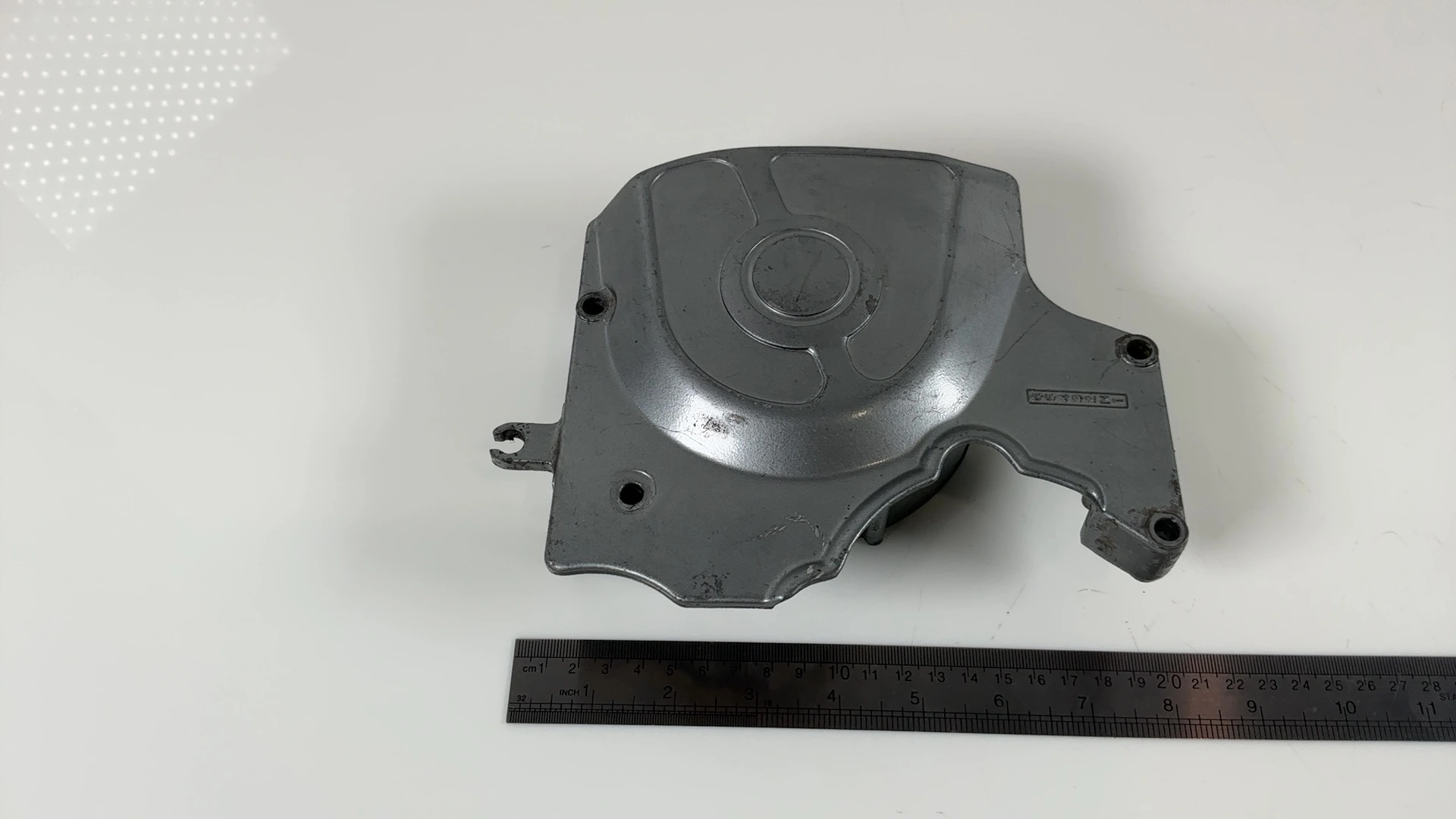 Kawasaki ZZR600 ZX600E 600cc Front Sprocket Cover 1993-2005 OEM 14026-1216 - Image 1