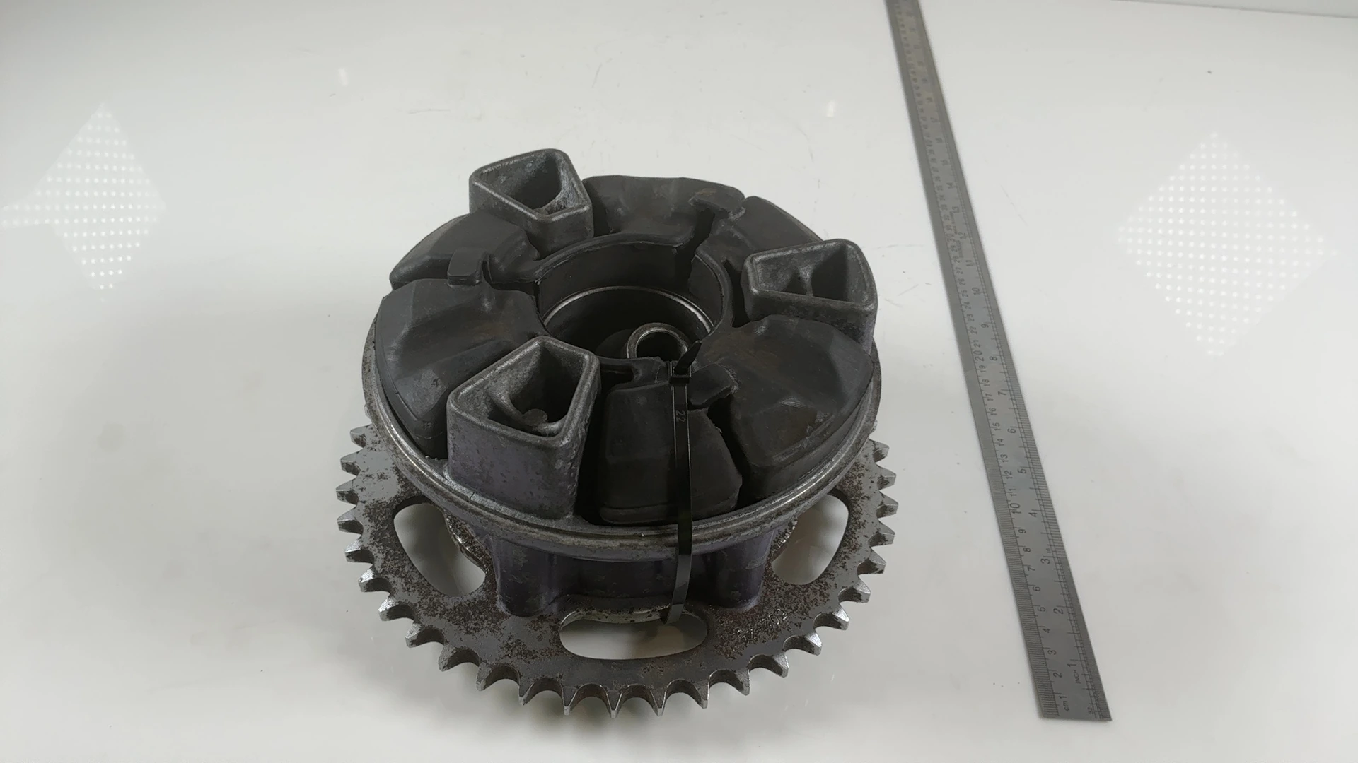 Kawasaki ZZR1100 ZX1100 C 1100cc Rear Sprocket Hub 1990-1992 OEM 42033-1133-GD - Image 3