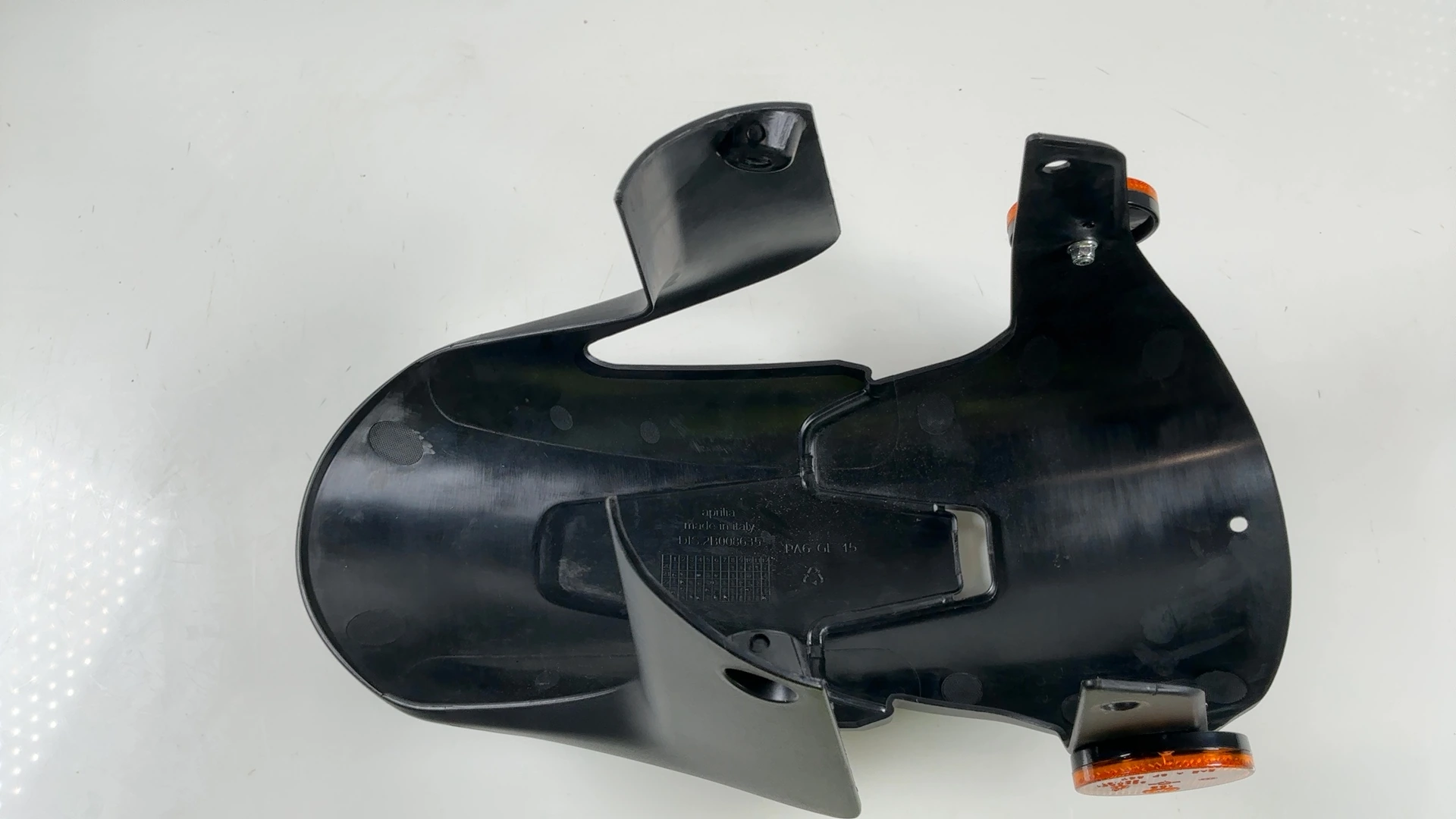 Aprilia RSV4 Tuono 1100 RS Tuono 660 Front Mudguard Fender 2020-26 OEM 2B008635 - Image 2