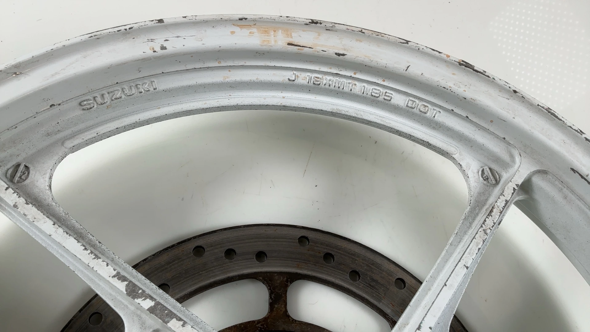 Suzuki RG125 RG80 Gamma NF12A 125cc Front Wheel Rim 1985-91 OEM 54111-36A02-28W - Image 7