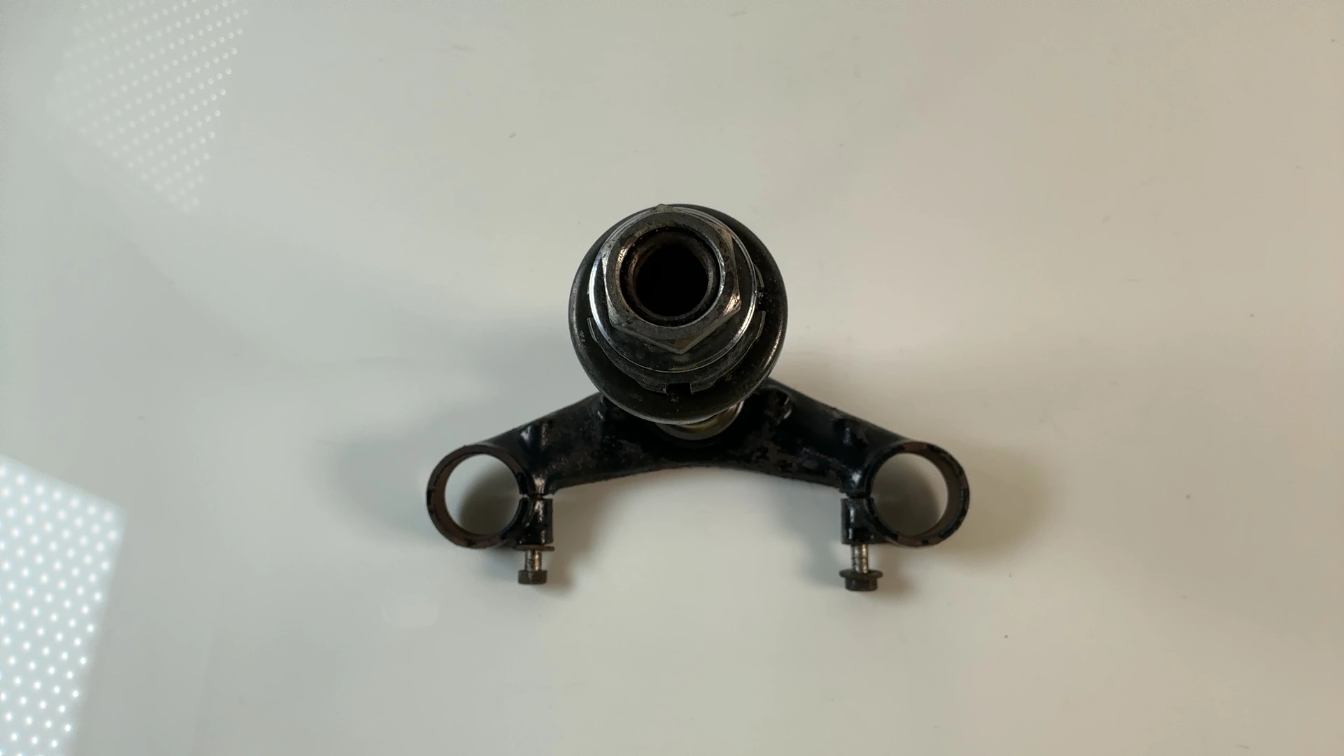 Honda CBX 400 CBX400F 400cc Lower Fork Bridge Yoke 1981-1984 OEM 53219-MA6-000ZA - Image 1