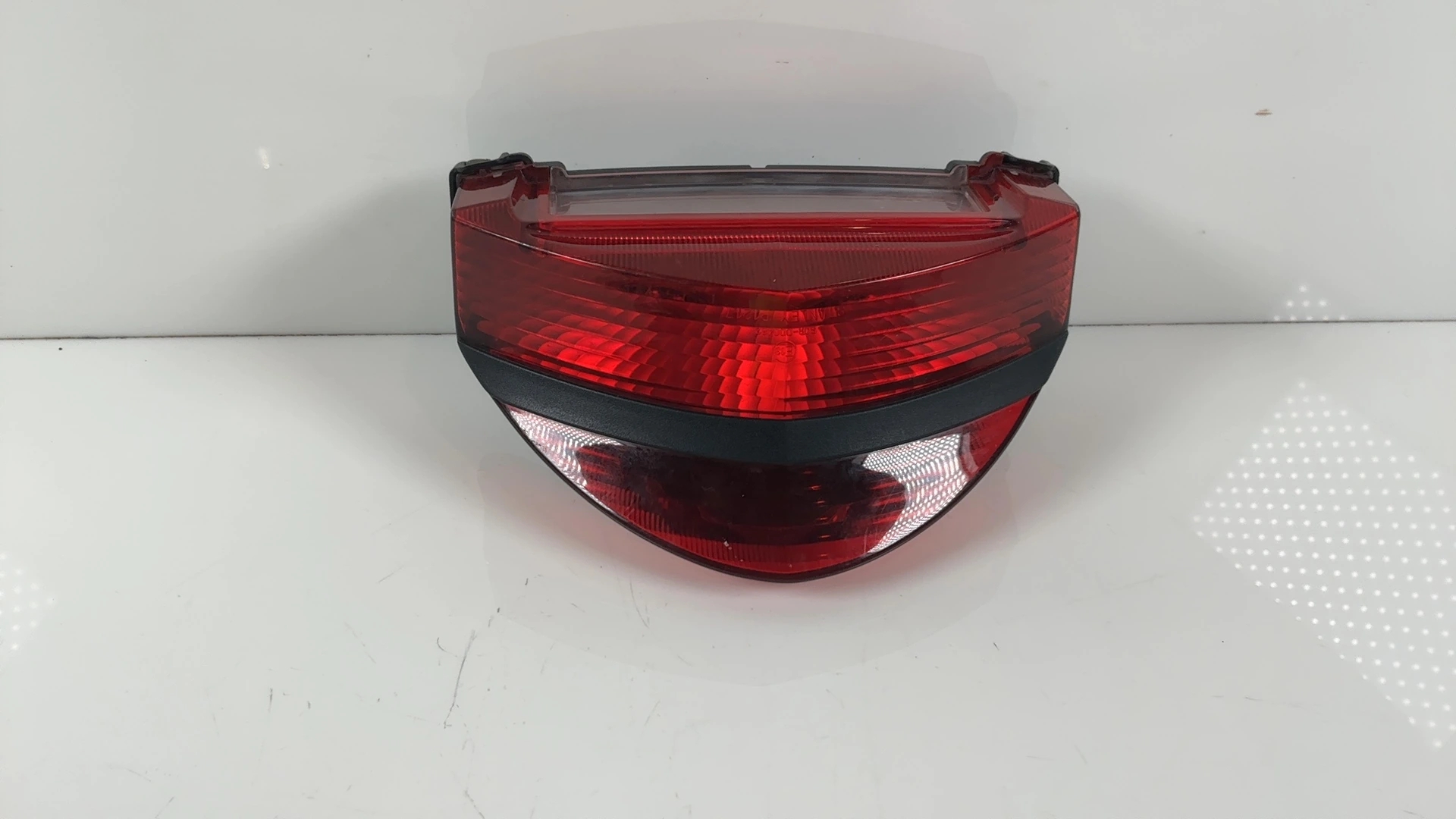 Honda CBR929RR CBR900RR 929cc Rear Brake Tail Light 2000-2001 OEM 33702-MCJ-641