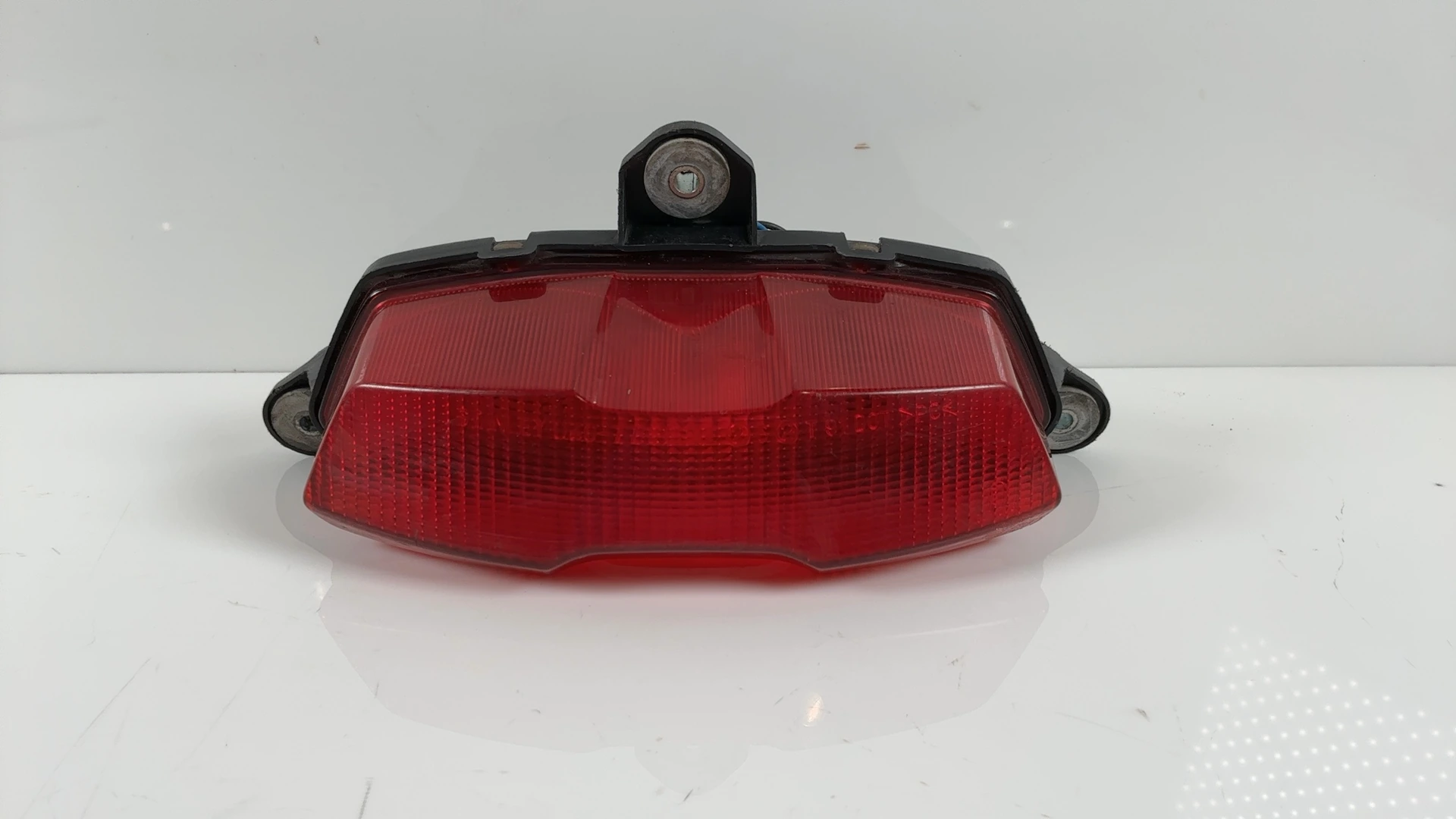 Kawasaki Ninja ZX9R ZX900B 900cc Brake Tail Light 1994-1997 OEM 23025-1239