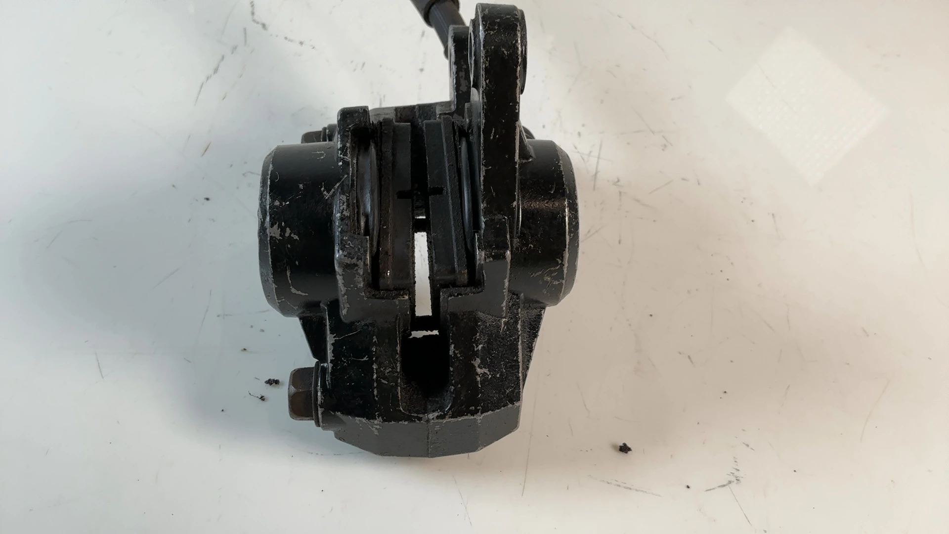 Suzuki GSX550 GSX 550 CC Front Right Brake Caliper 1983-1987 OEM 59100-49011 - Image 9