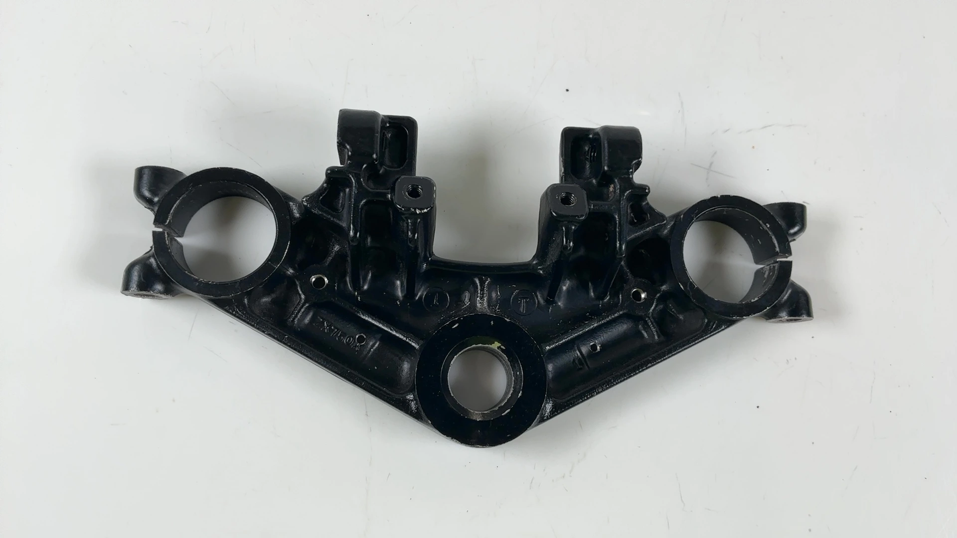 Kawasaki GPz750 ZX750A 750cc Upper Triple Tree Clamp 1983-1985 OEM 44039-1073 - Image 7