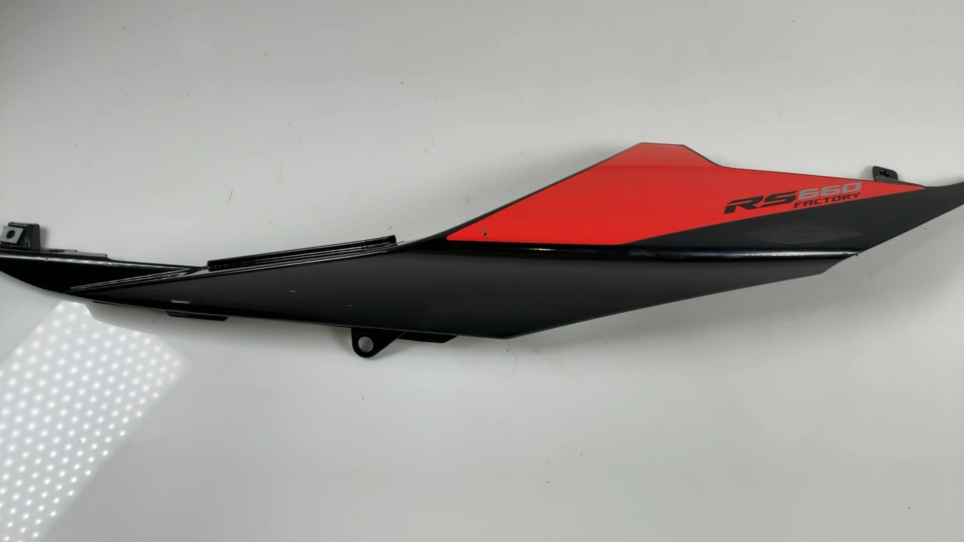 Aprilia RS 660 Factory 2B006648 660cc Left Rear Tail Fairing 2020-2026 2B006648 - Image 9