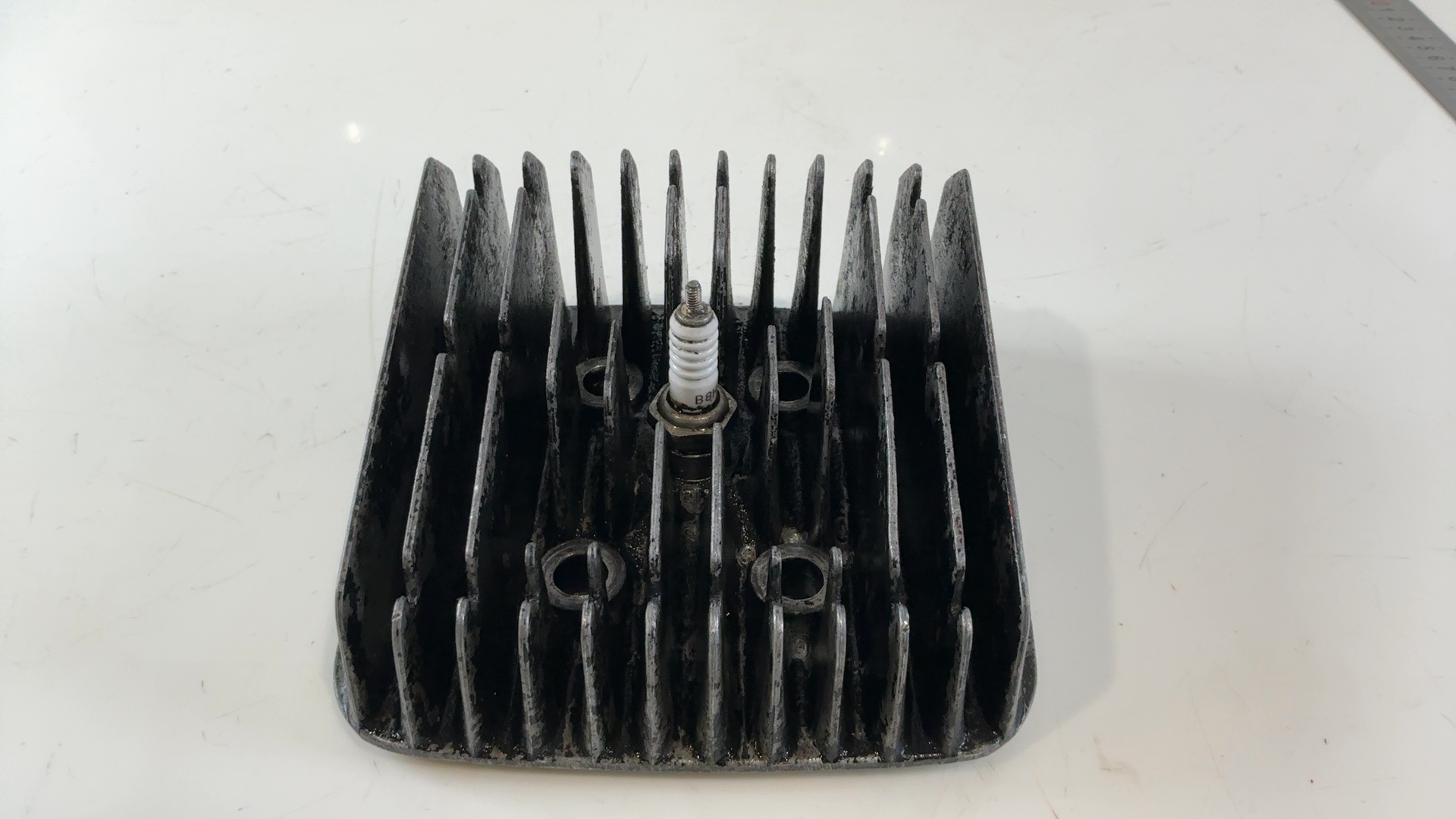 Yamaha RX100 1V1 100cc Cylinder Head 1985-1996 OEM 1V1-11111-00 - Image 7