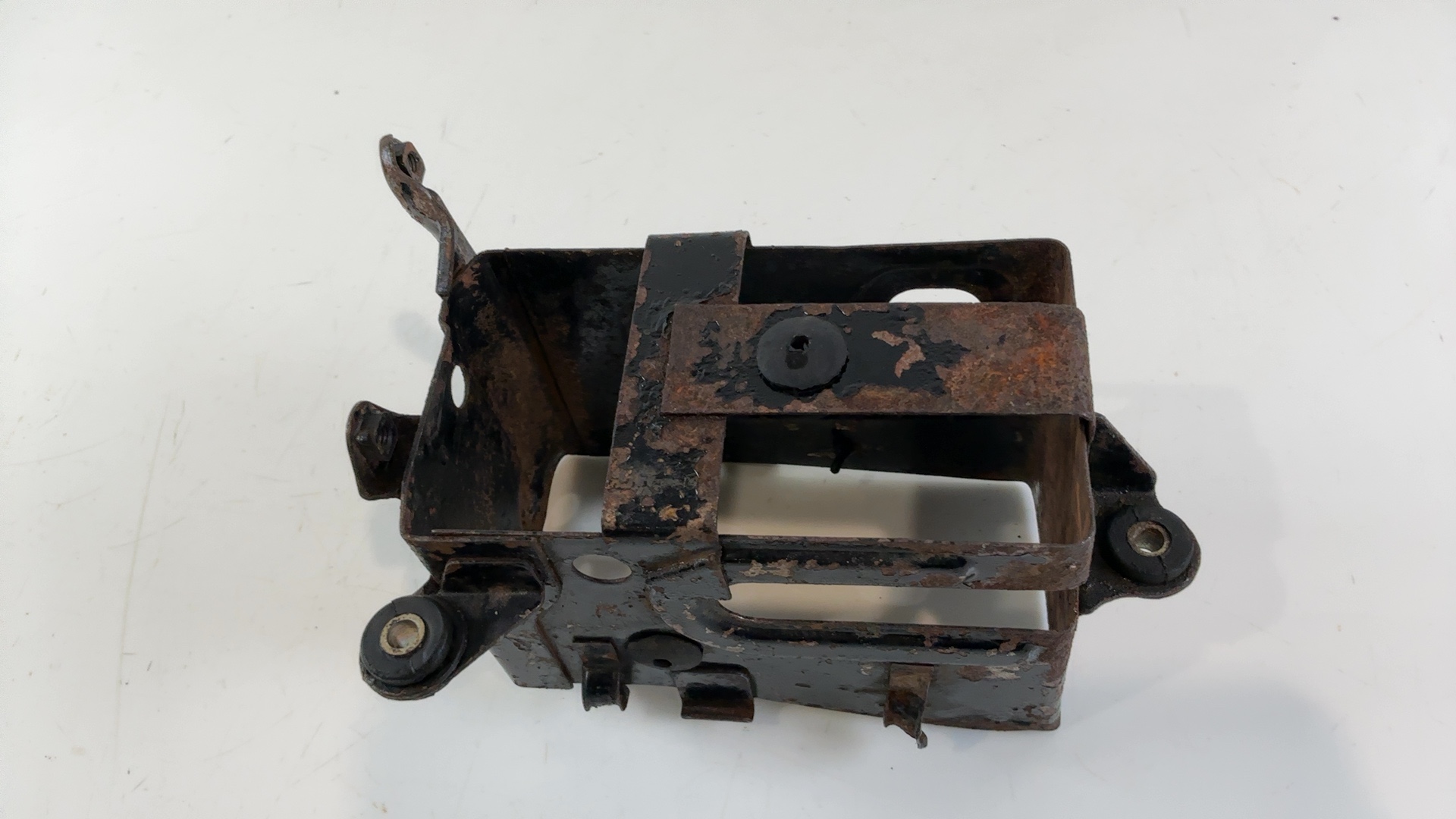 Yamaha RD200 200 CC Battery Box Case Holder 1974-1976 OEM 397-21170-00-00