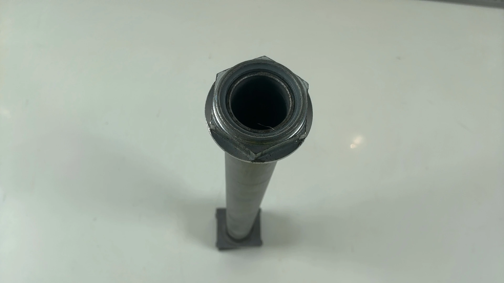 Aprilia Tuono V4 Factory 1100 Rear Wheel Axle 2021-2026 OEM 8587315 - Image 5