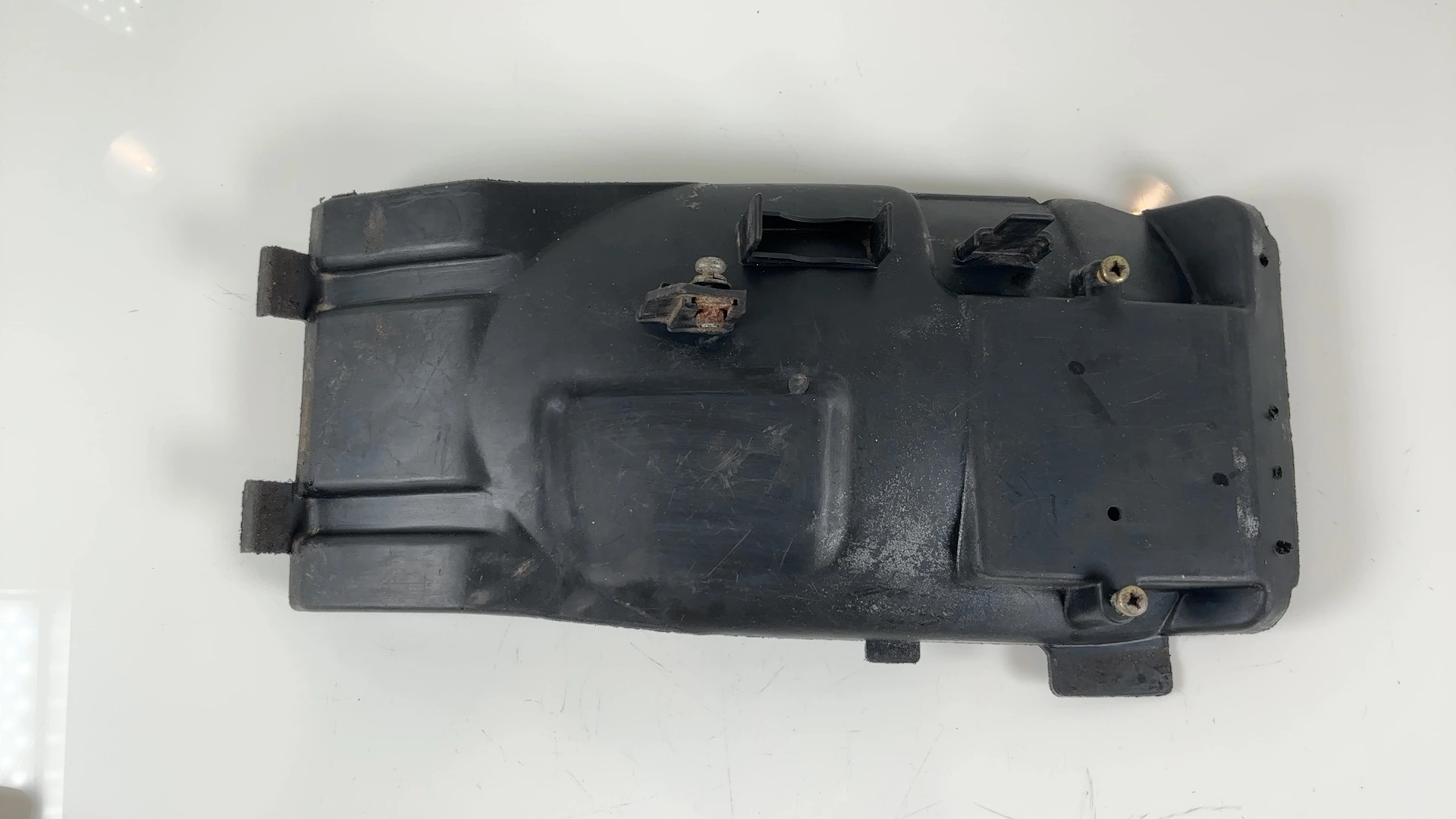 Yamaha FZR600 3HE 600cc Rear Inner Fender Mudguard 1989-1993 OEM 3HE-21629-00 - Image 3