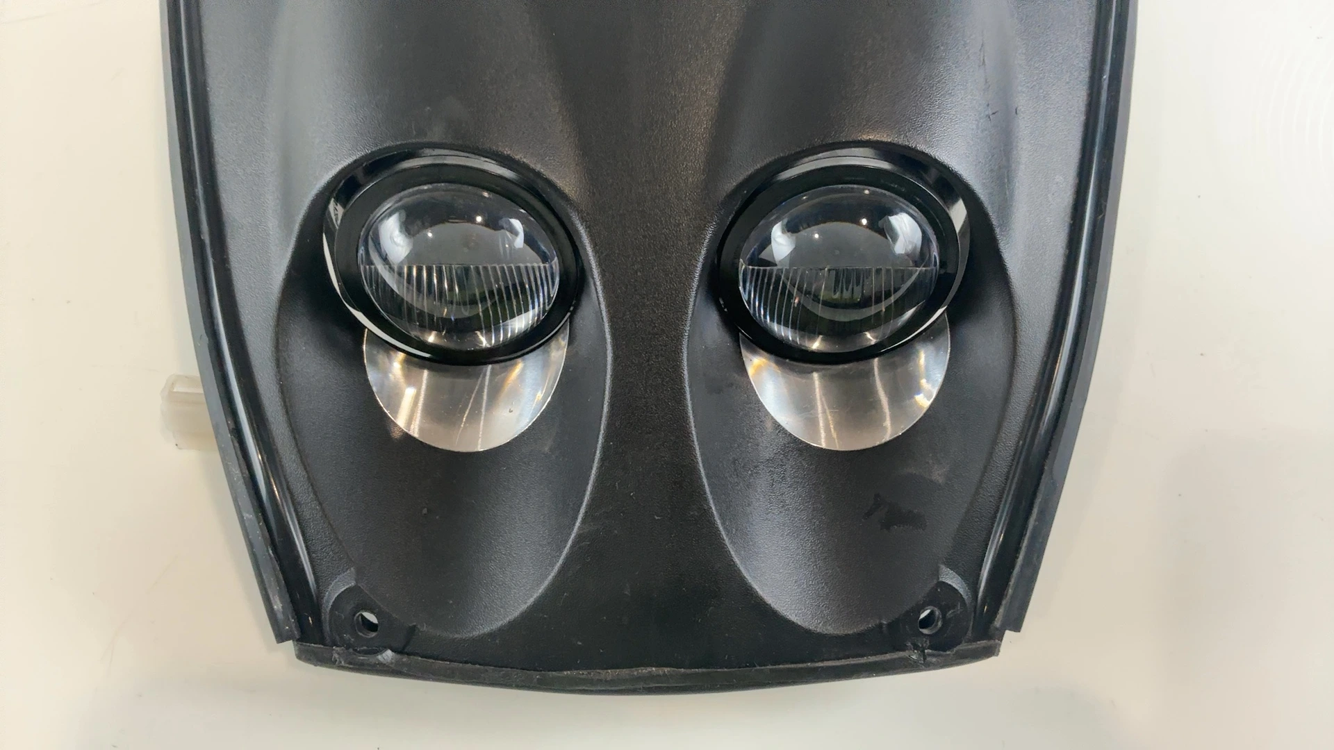 Suzuki UX Zillion UX50WX 50cc Headlight Cover Fairing Mask 1999-2002 35143-22F00 - Image 4