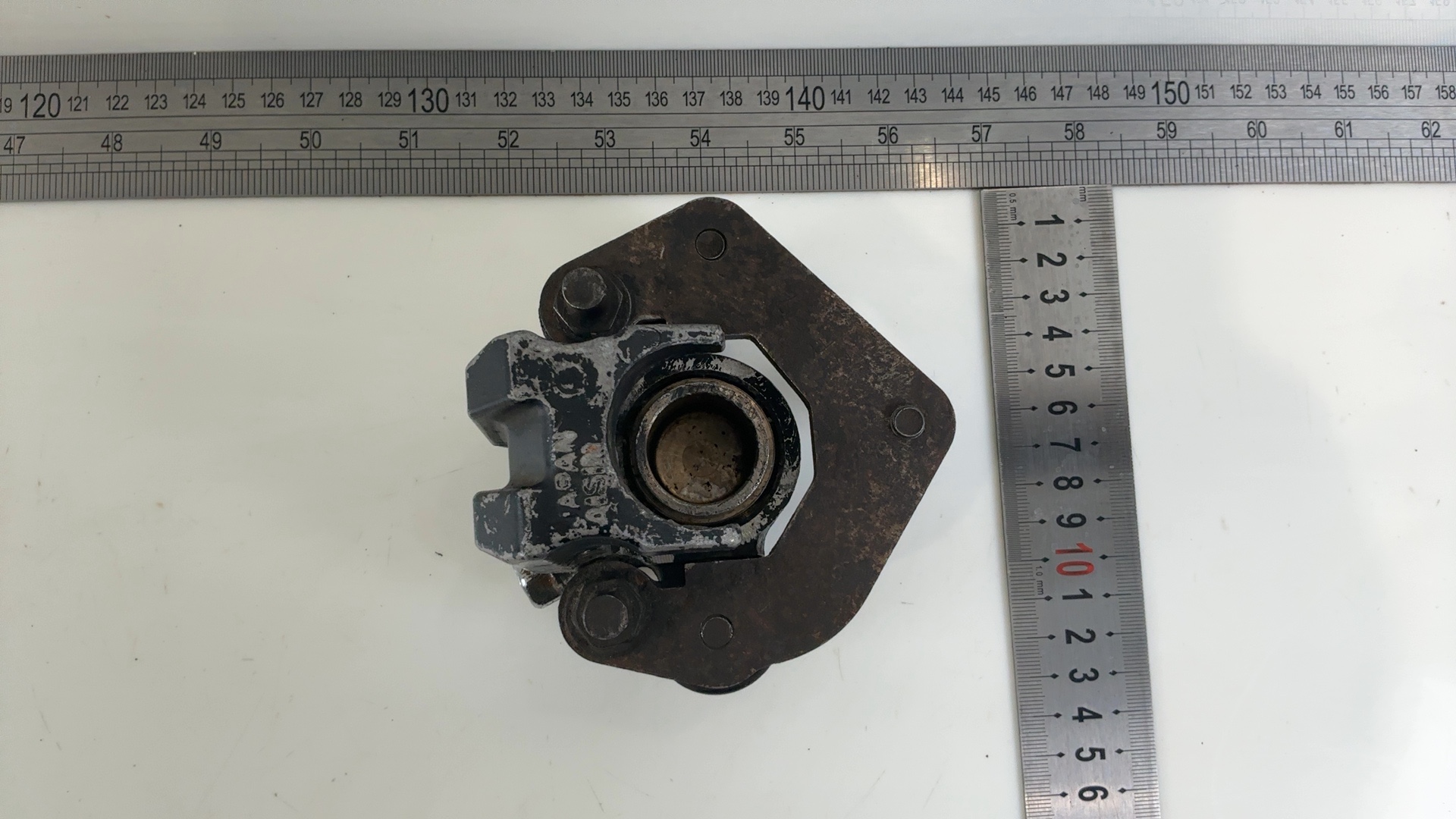 Suzuki GN125 NF41A 125cc Front Brake Caliper 1982-2000 OEM 59300-29B00-000 - Image 2