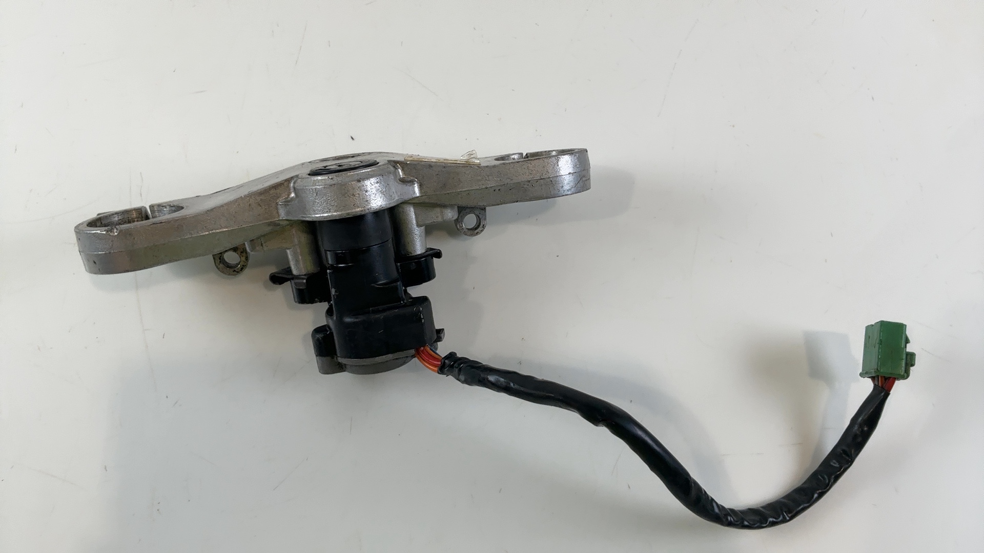 Suzuki GSXR 400R GK73A 400cc Upper Fork Bridge Yoke 1989 1990 OEM 51311-19C01 - Image 5