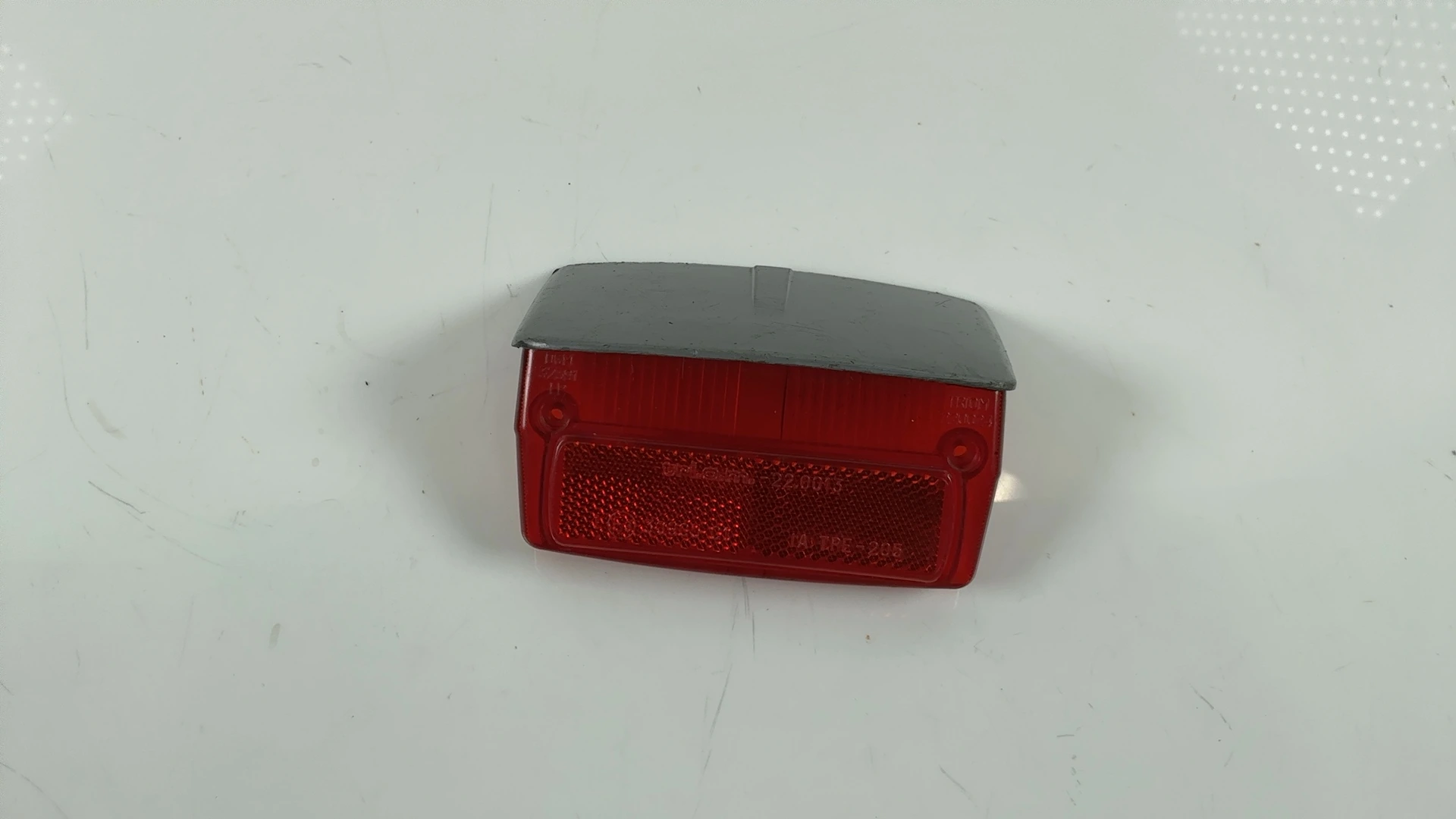 Piaggio Vespa 50 Special V5A1T 50cc Rear Tail Light 1969-1983 OEM 143687 - Image 1