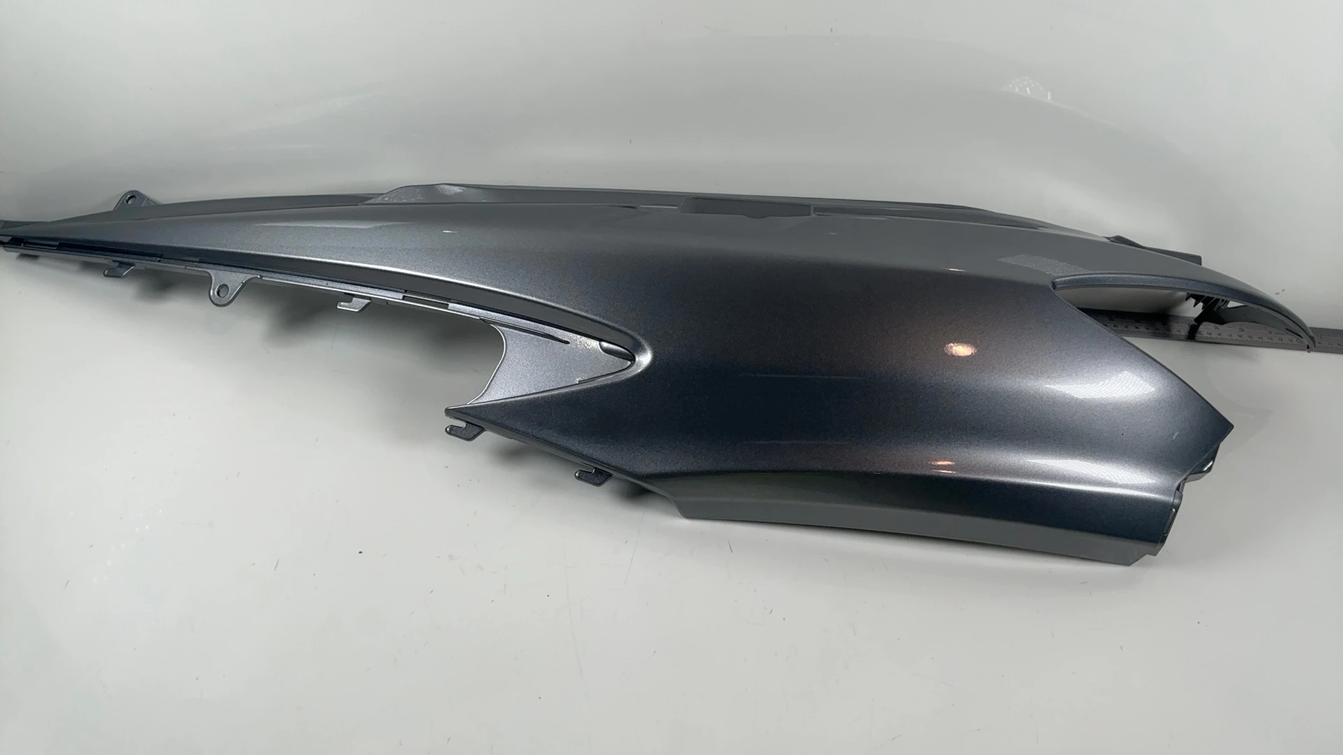 Suzuki Burgman AN400 400cc Left Rear Tail Fairing 2007-2017 OEM 47211-05H01-YHG - Image 7