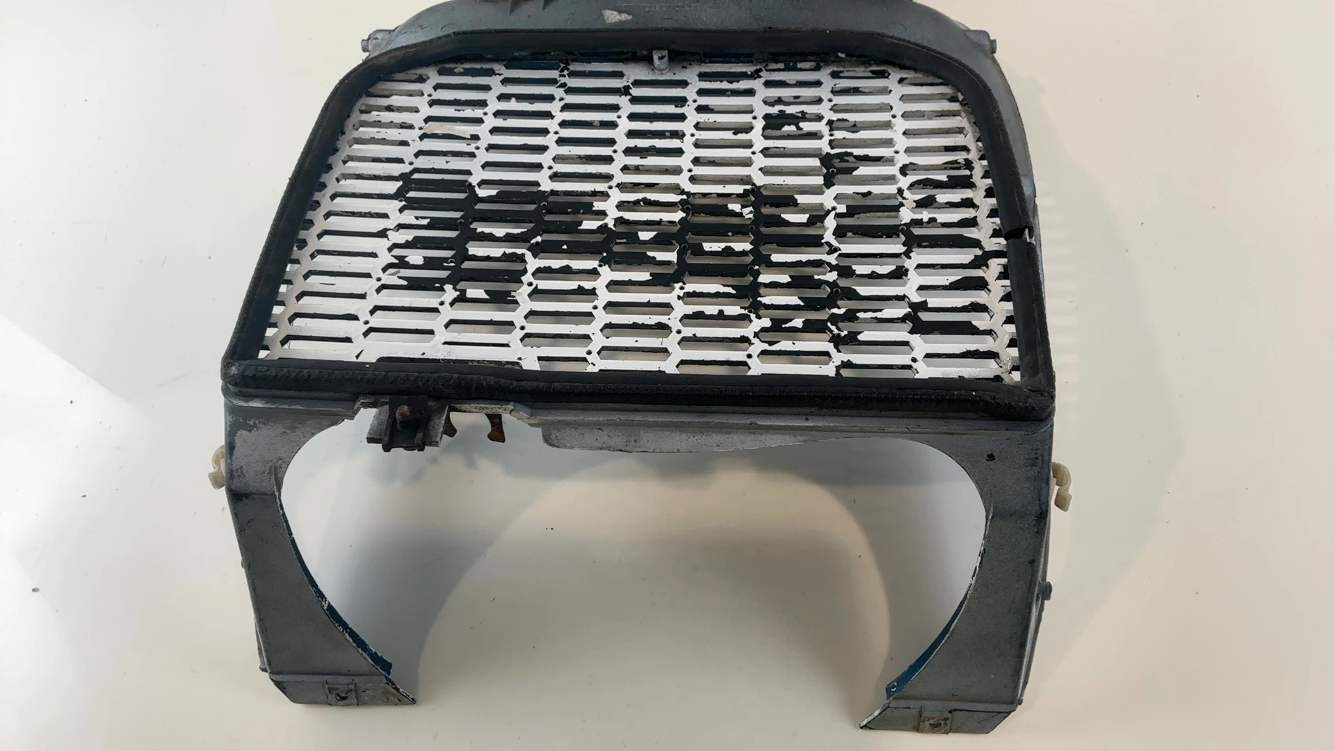 BMW K1100LT K1100 1100 CC Front Radiator Grill Fairing 1992-1999 OEM 46632309849 - Image 4