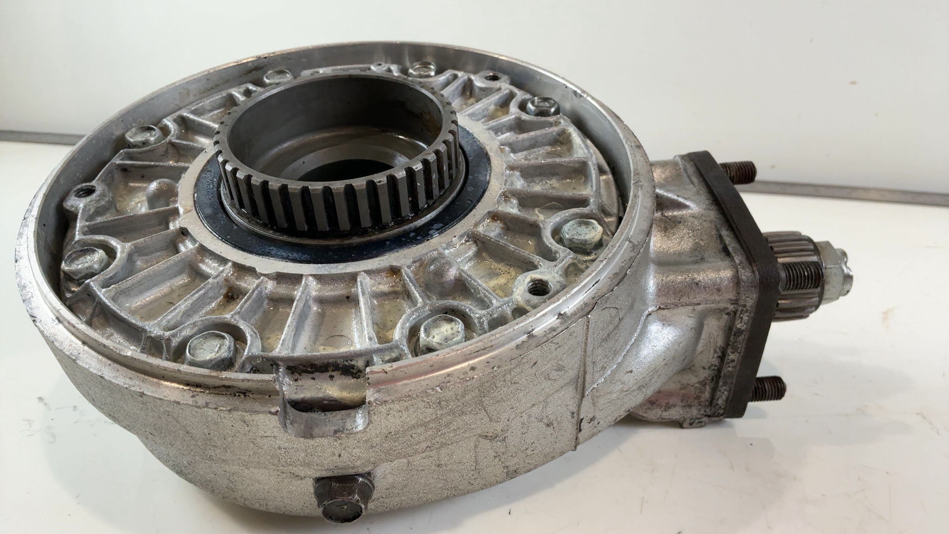 Kawasaki Z 1000 ST KZ1000E 1000cc Final Drive Gear Case 1979 1980 OEM 13101-1005 - Image 9