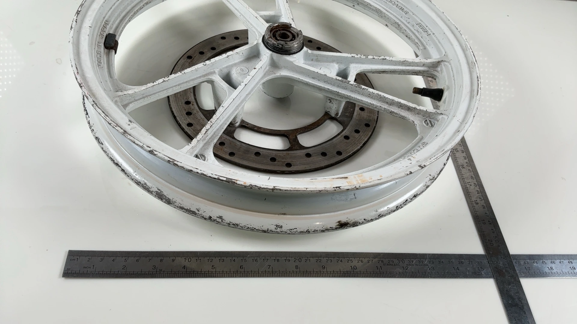 Suzuki RG125 RG80 Gamma NF12A 125cc Front Wheel Rim 1985-91 OEM 54111-36A02-28W - Image 5