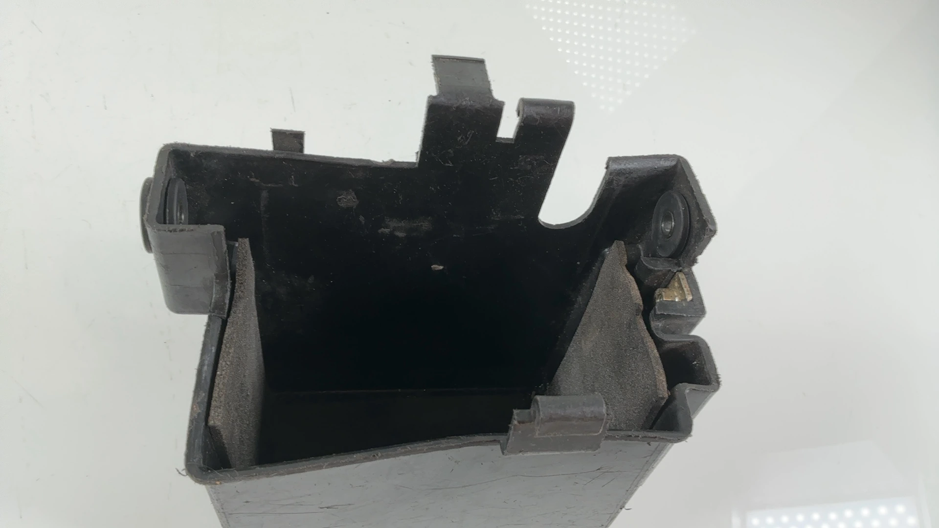 Yamaha FZR750 2LM 750CC Battery Box Tray 1987-1990 OEM 2GH-21245-00-00 - Image 6