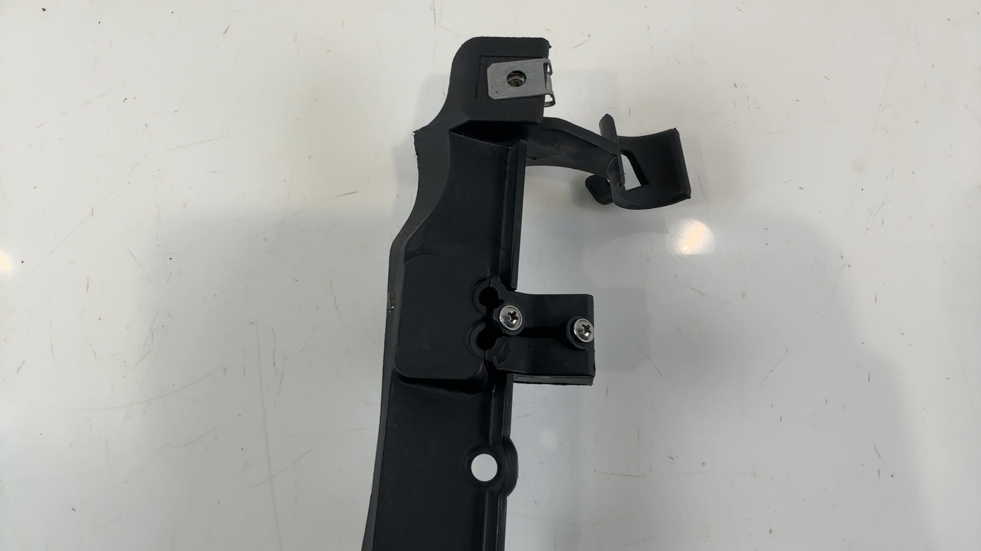 Aprilia Tuono 660 Factory 660cc Fluid Hose Support Bracket 2026 OEM 2B013333 - Image 5