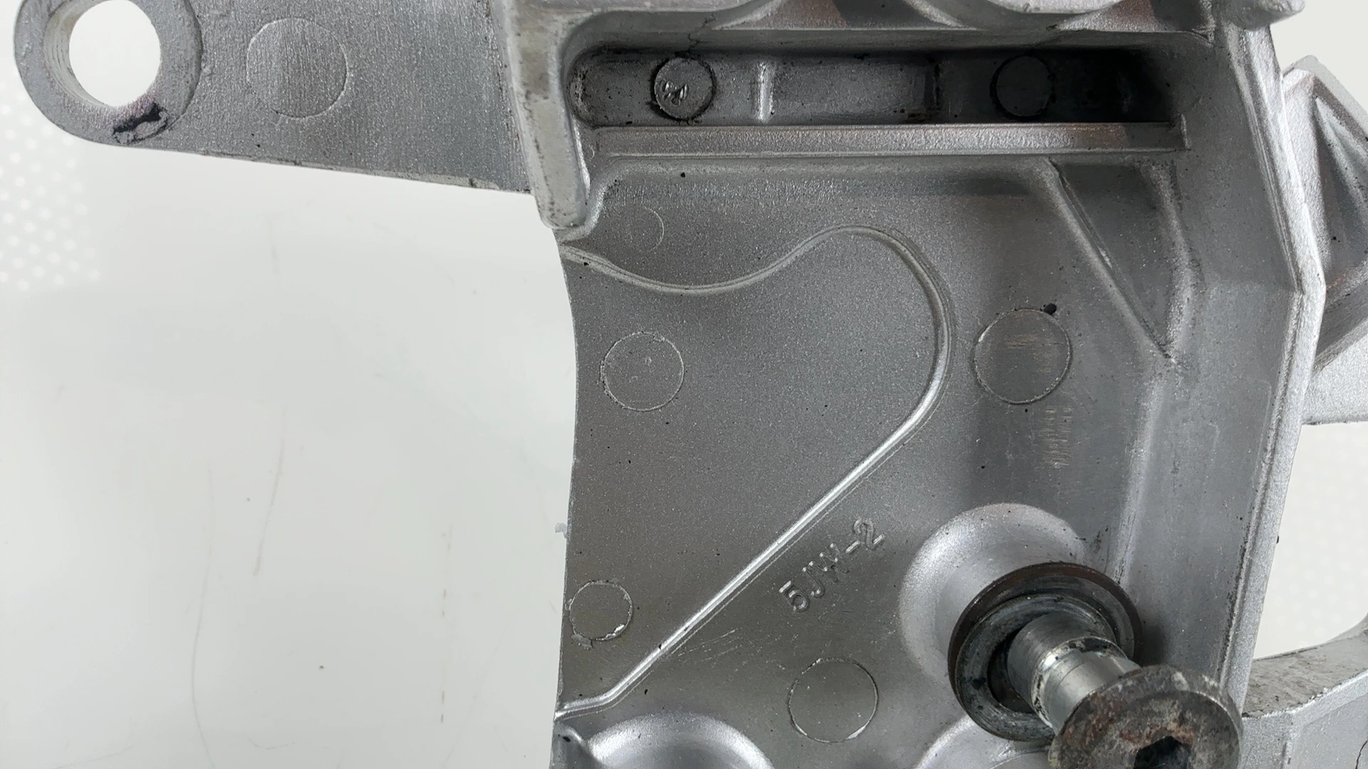 Yamaha FJR1300 RP04 Front Left Foot Rest Peg Bracket 2001-05 OEM 5JW-27412-01-00 - Image 6