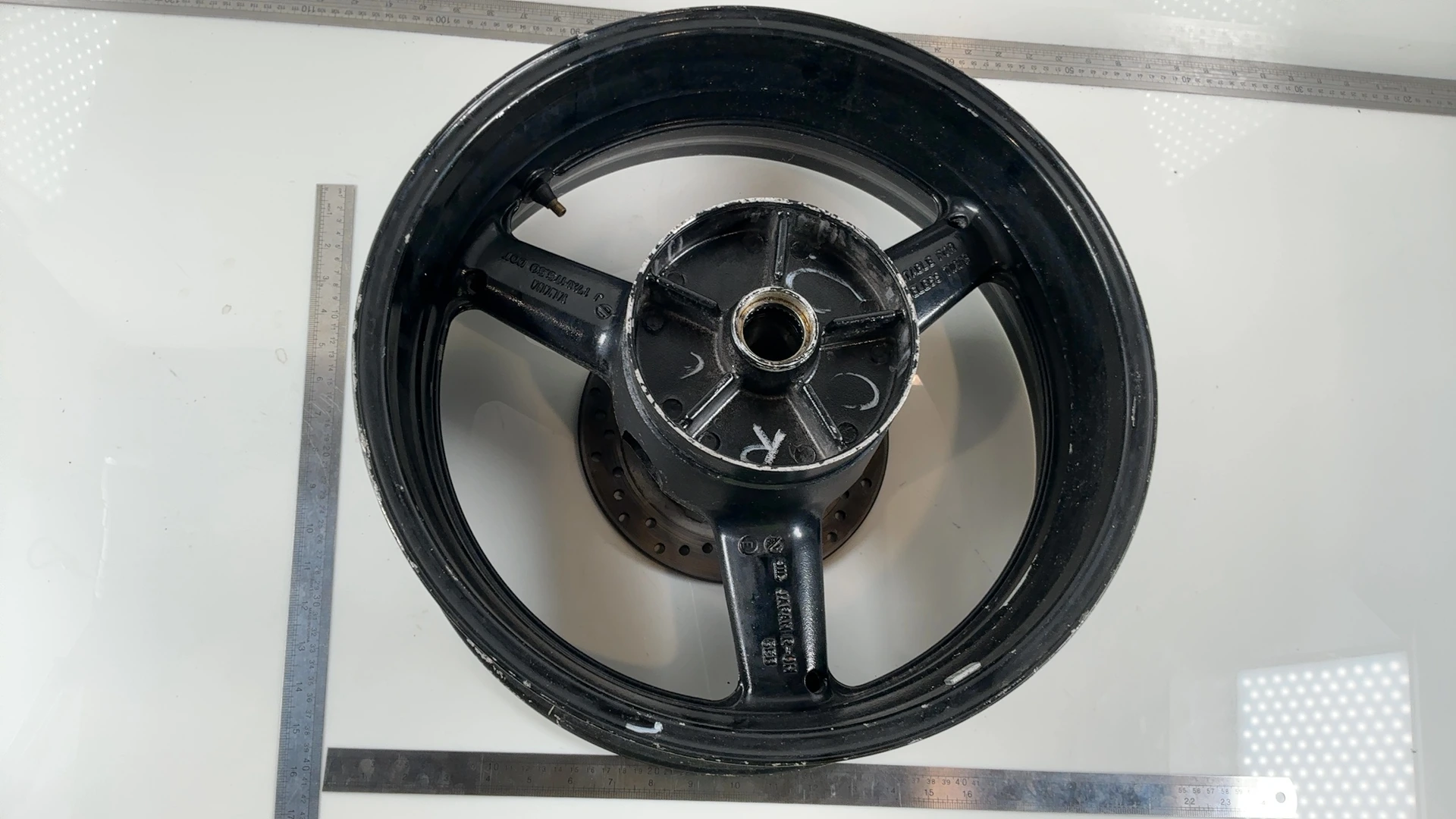 Yamaha YZF R6 YZFR6 600 Rear Wheel Rim 1999-2002 OEM 5EB-25338-00-33 ROH 5EB - Image 4