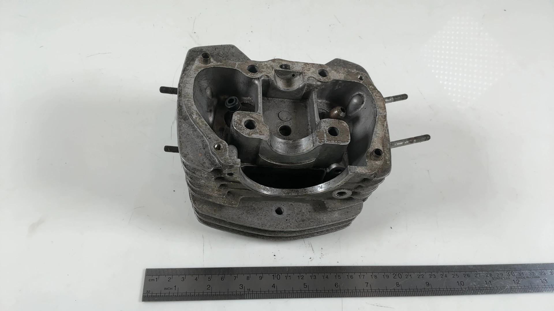 Honda CB100 CL100 XL100 100cc Cylinder Head 1976-1977 OEM 12000-384-000 - Image 5