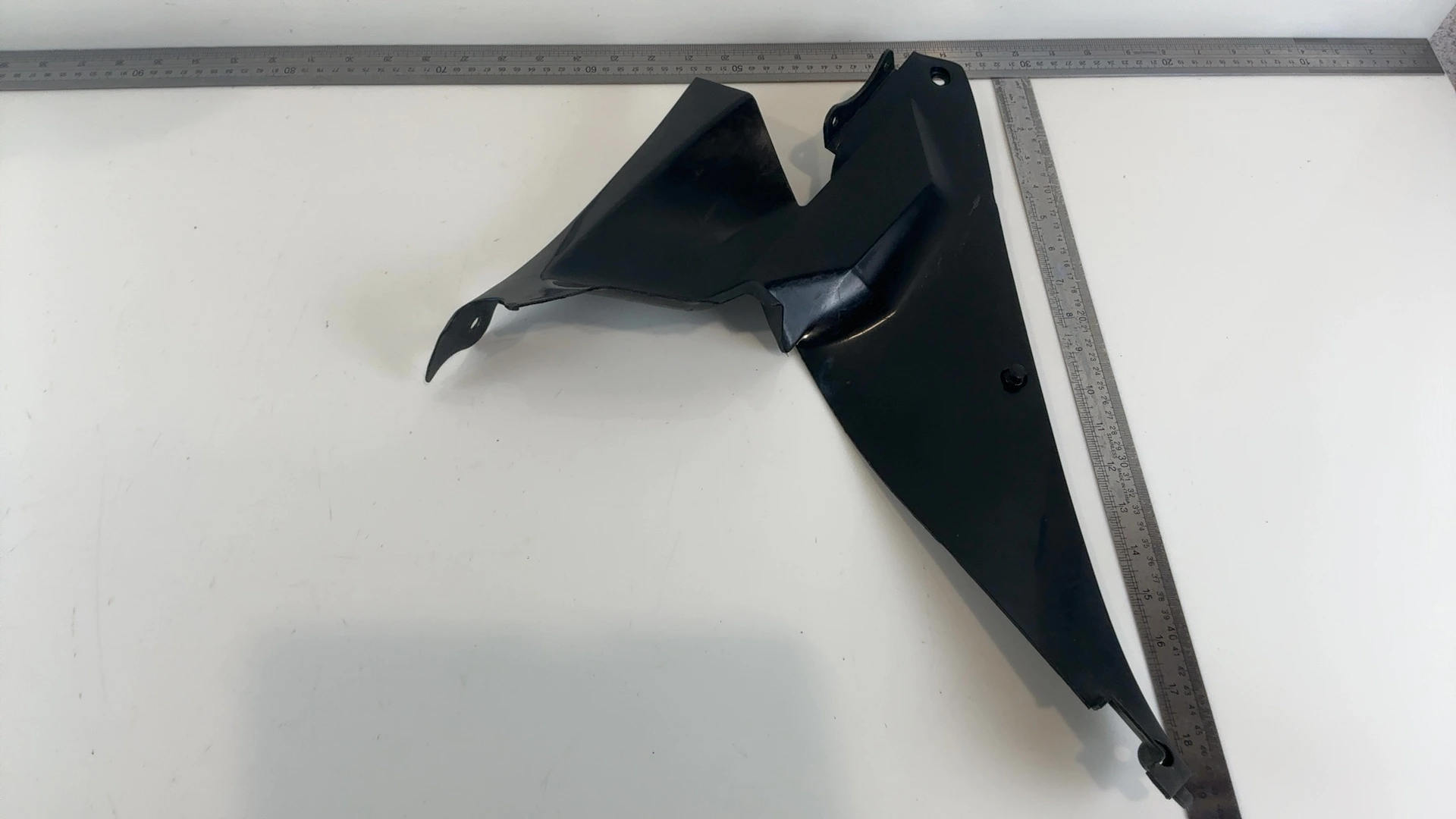 Honda CBR1000RR 1000 CC Front Left Inner Fairing 2004-2005 OEM 64375-MEL-010 - Image 3