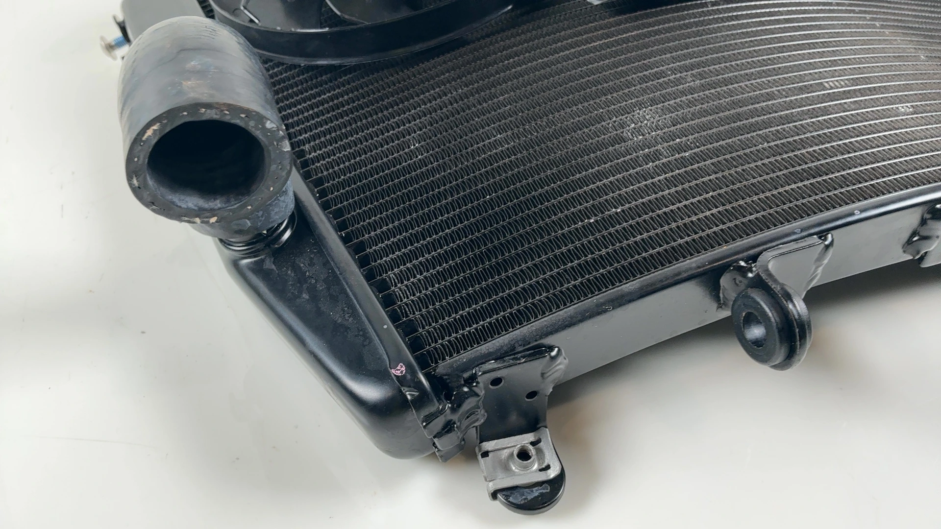 Aprilia RSV4 Tuono V4 1100 Engine Radiator 2025 2026 OEM 2B012807 - Image 8
