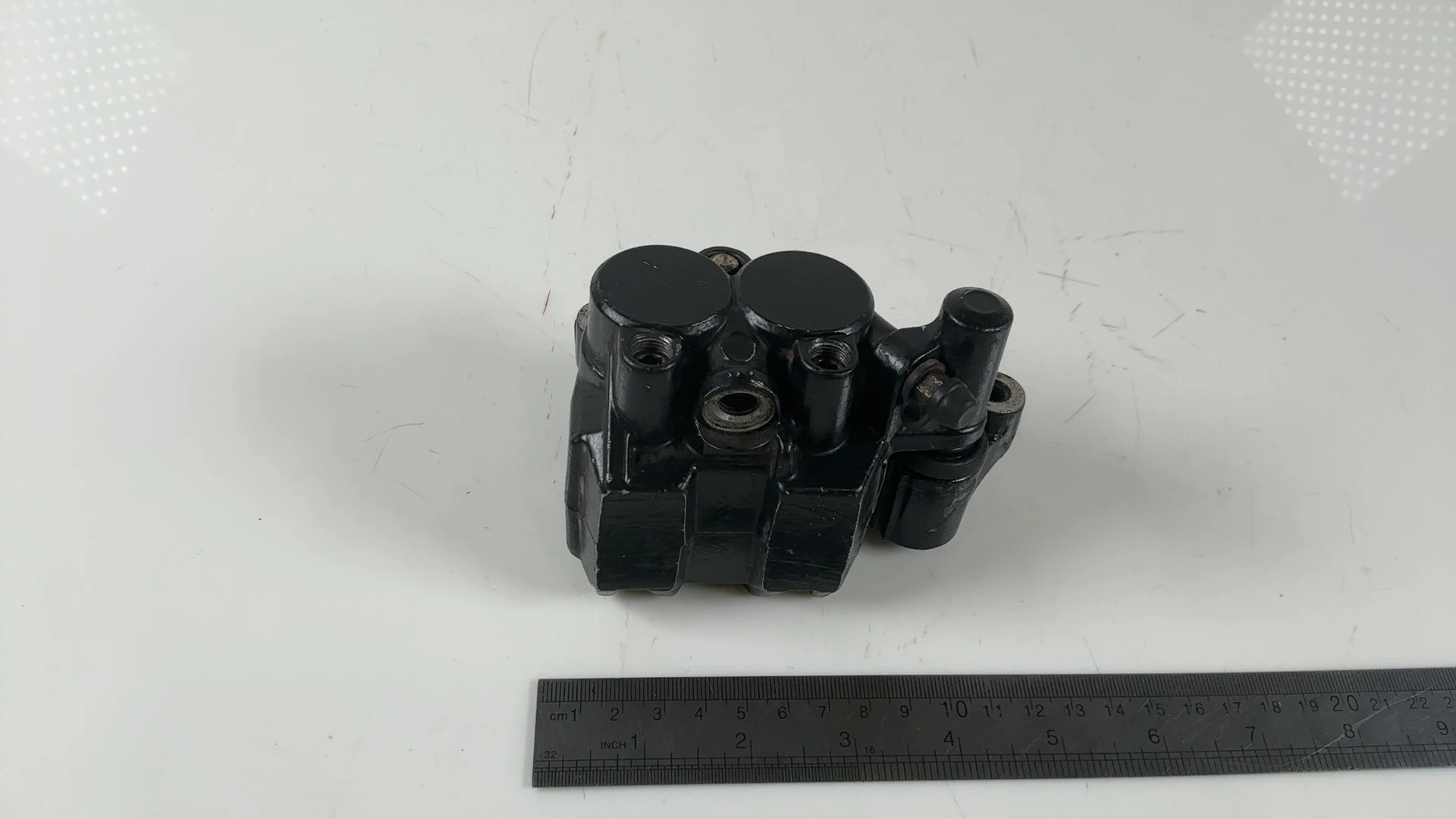 Honda CR250R CR250 250CC Front Brake Caliper 1985 1986 OEM 45100-MN1-872 - Image 5