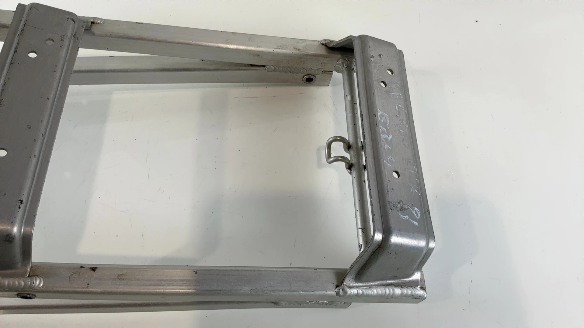Honda CBR900RR SC28 900 CC Rear Subframe 1993-1995 OEM 50200-MW0-000 - Image 4