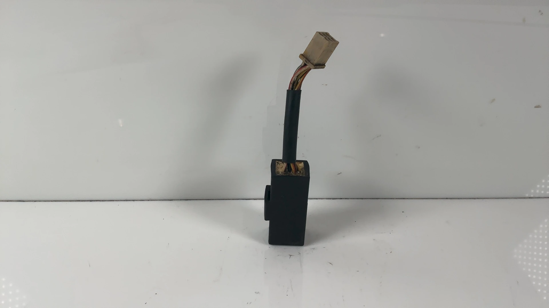 Yamaha SR500 500CC Turn Signal Flasher Canceling Relay 1978-81 OEM 1A0-83395-03 - Image 1