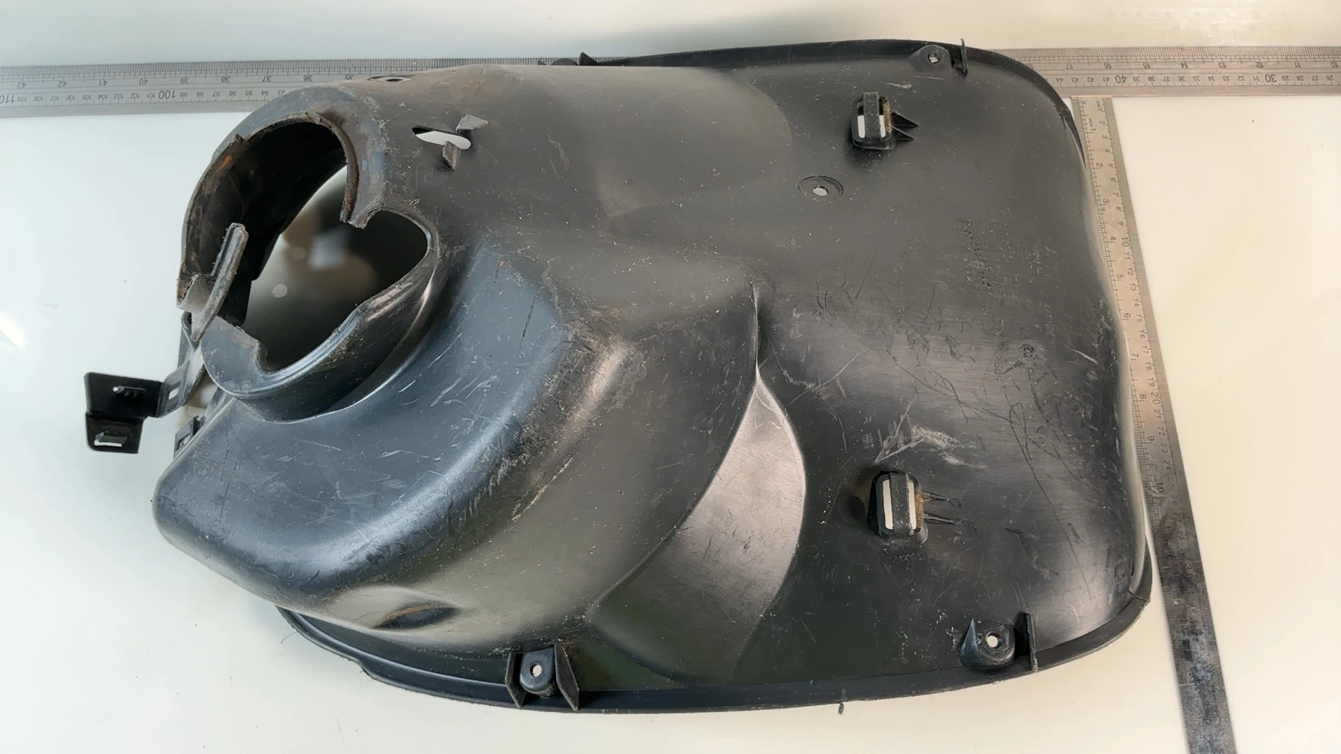 Peugeot Speedfight 2 50cc Front Inner Mudguard Fairing 2004 2005 OEM 739343 - Image 3