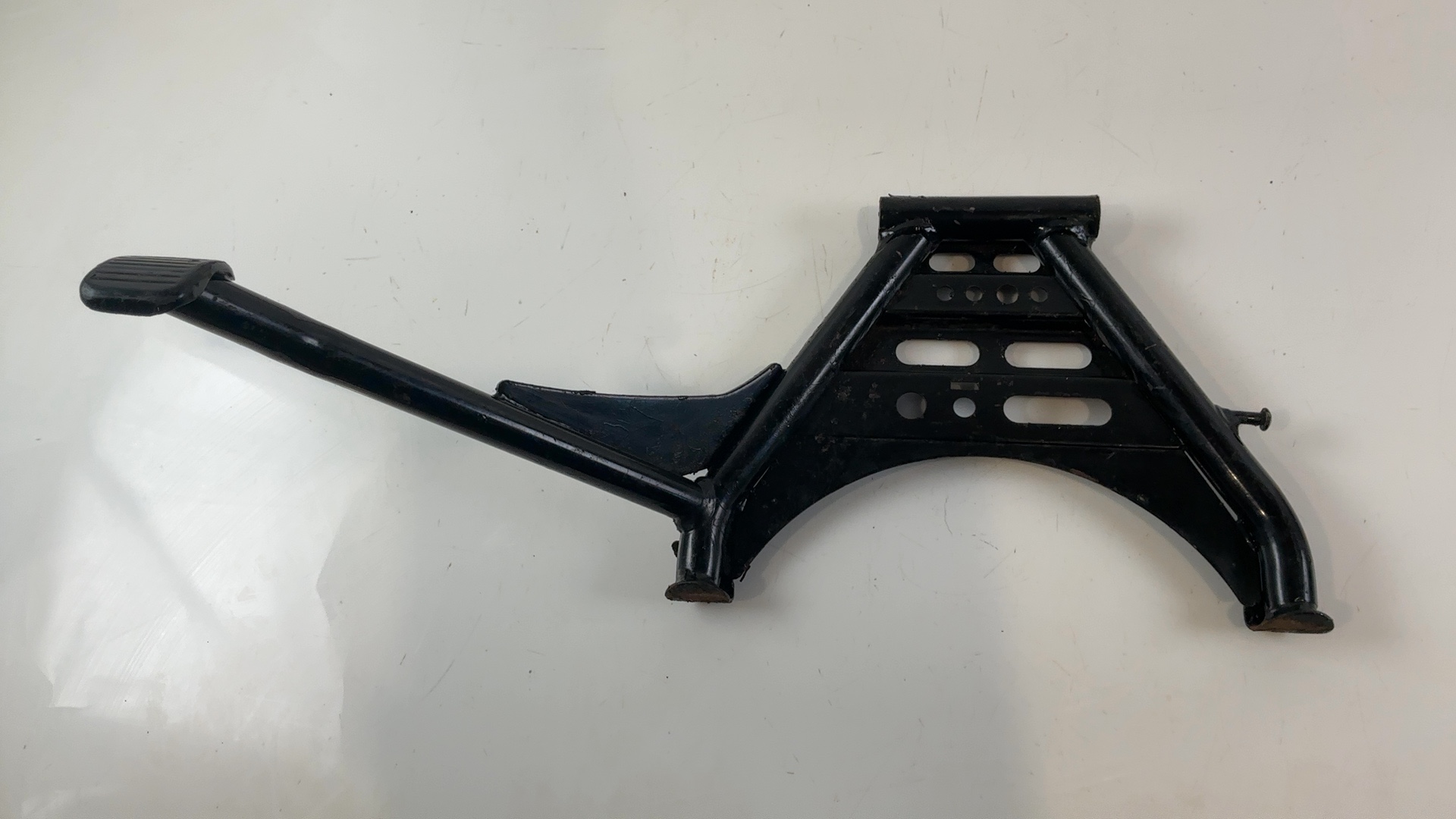 Suzuki Burgman UH125 125 125cc Center Stand 2002-2006 OEM 42100-49F00-EE3 - Image 3