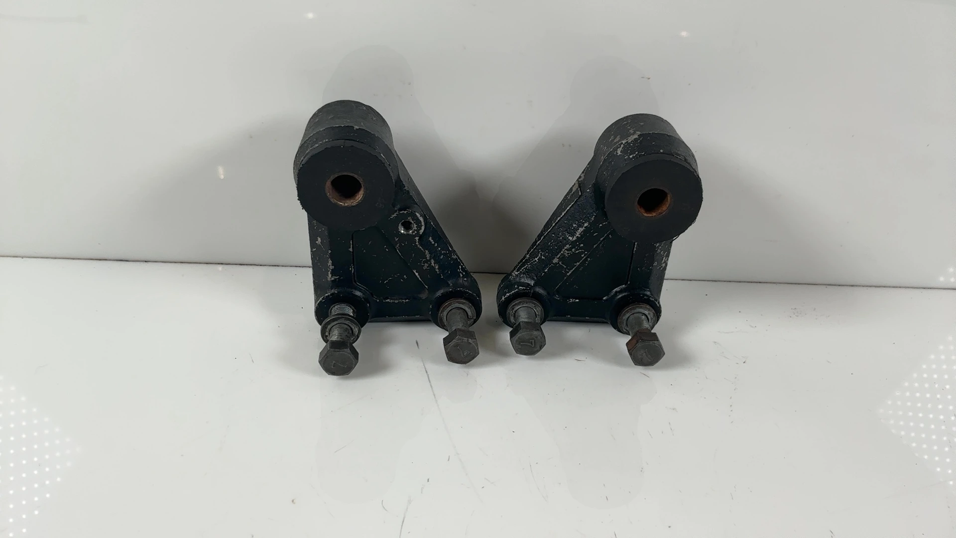 Kawasaki KZ1100 KZ 1100 Rear Engine Motor Mount Bracket 1981-1983 OEM 32029-1164 - Image 1