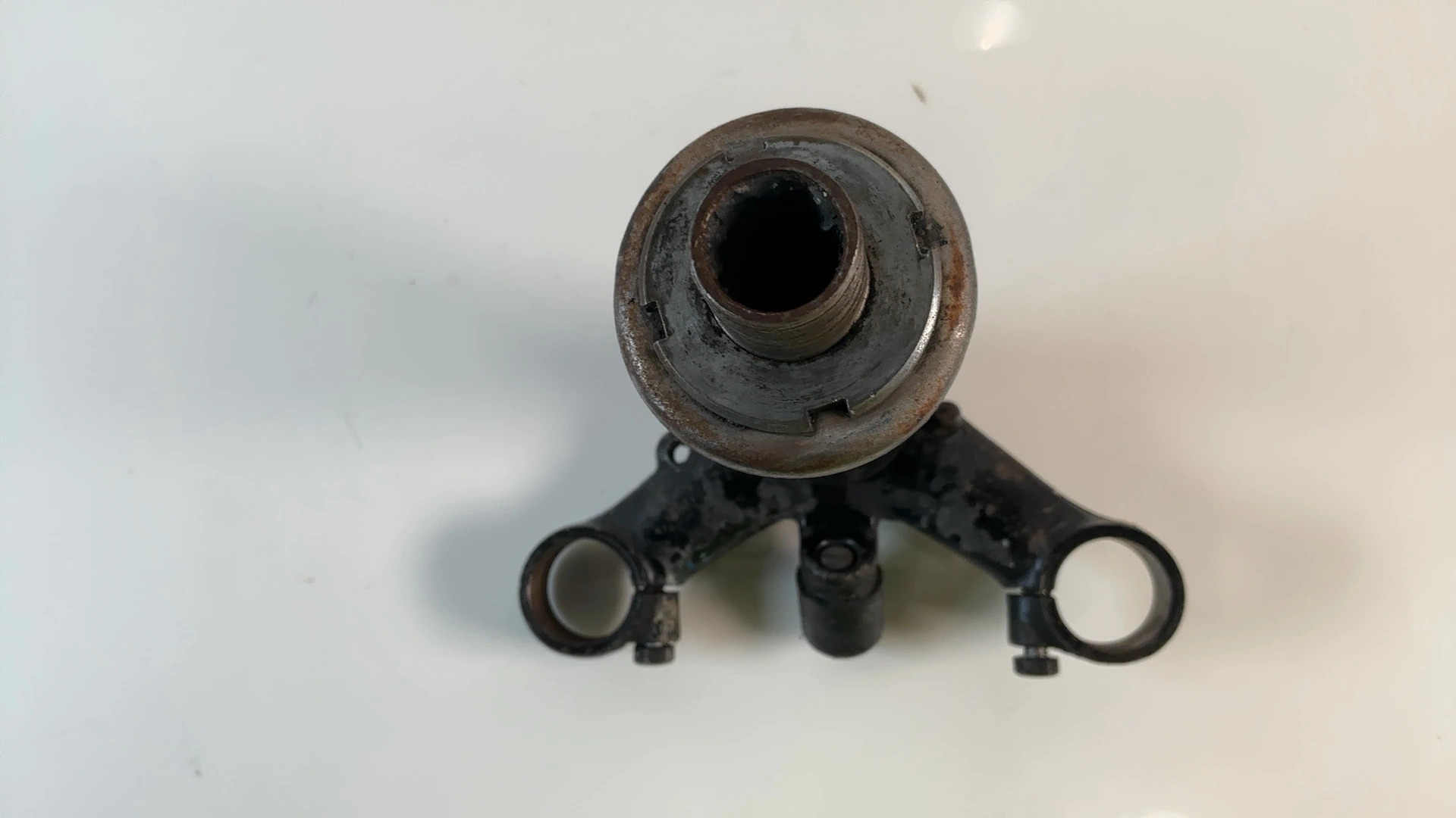 Honda CB350 Super Sport 350cc Lower Fork Bridge Yoke 1970-71 OEM 53200-286-010B - Image 4