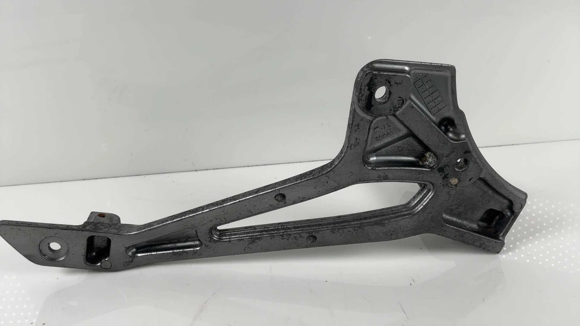 Kawasaki ER500 ER-5 500cc Left Rear Footrest Bracket 1998-2003 OEM 35011-1919-GD - Image 4