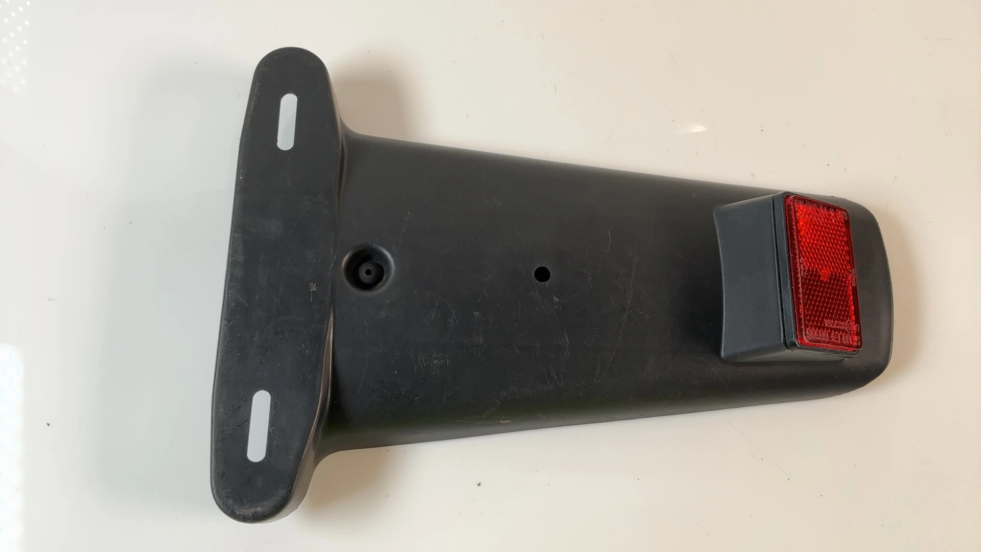 KYMCO Agility R12 50 125 150 CC Rear Mudguard Fender 2005-2008 OEM 80106-LDC8