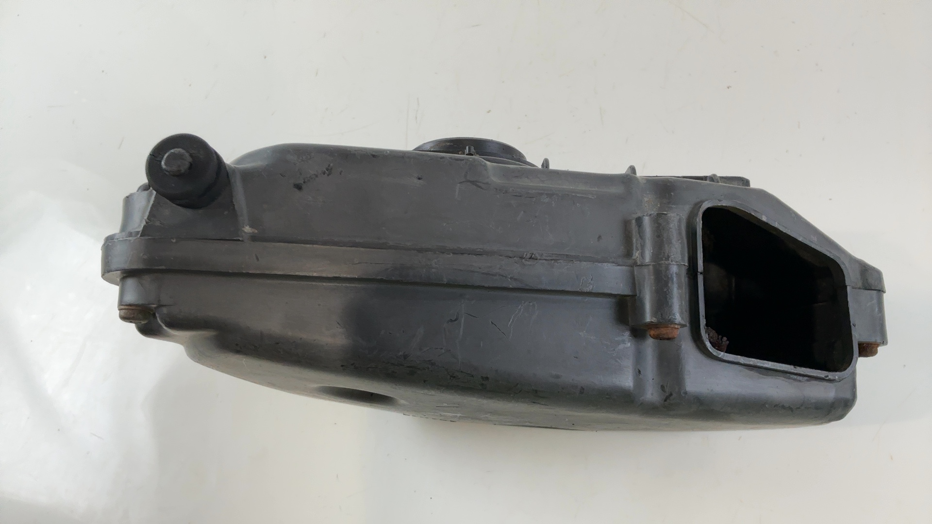 Yamaha Virago XV750 750cc Air Filter Box 1981-1983 OEM 4X7-14401-00-00 - Image 5