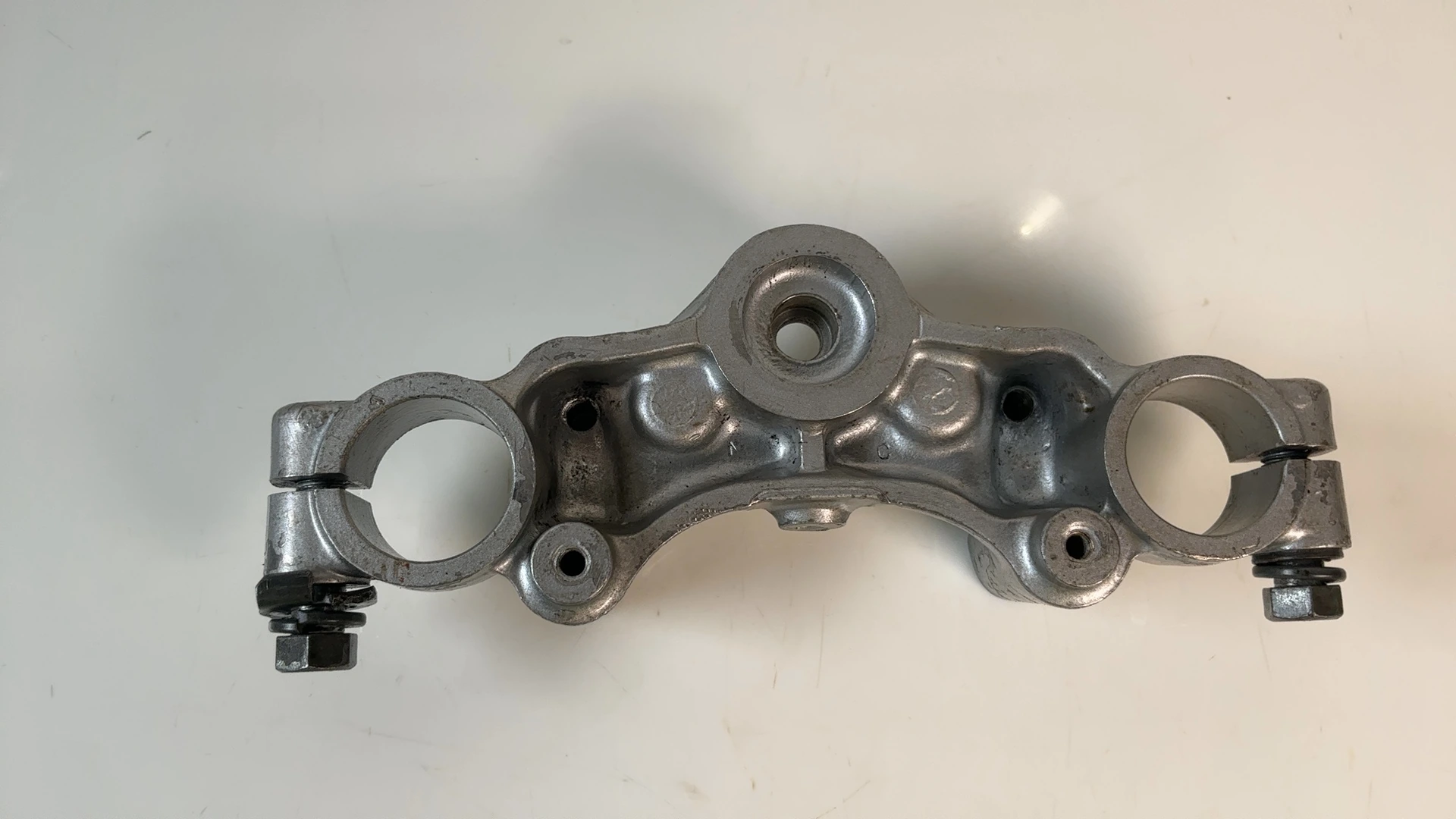 Suzuki TS50X TS50 50cc Upper Fork Bridge Yoke 1984-2000 OEM 51311-13600 - Image 2