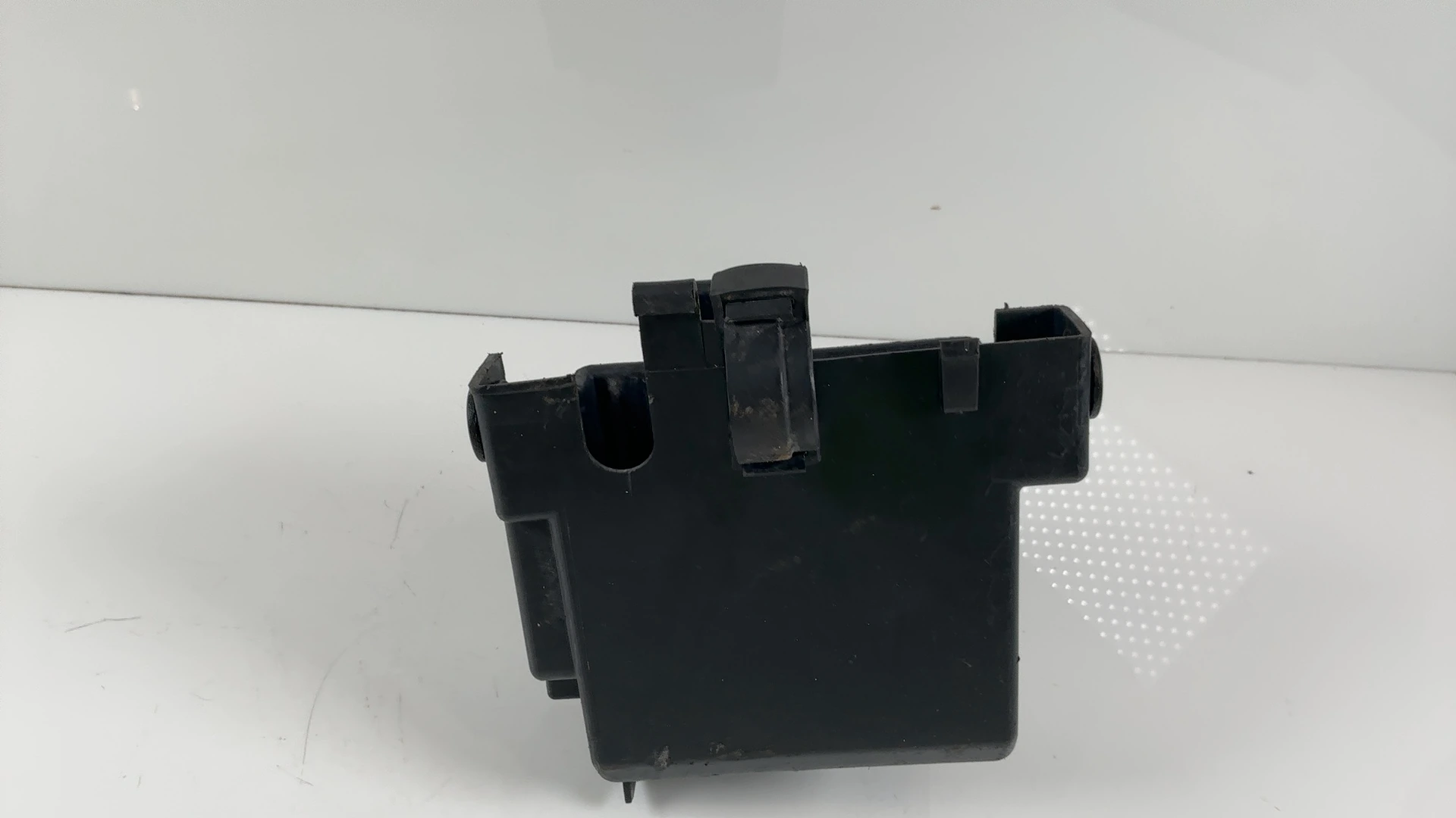 Yamaha FZR750 750cc Battery Box Tray 1987-1990 OEM 2GH-21245-00 - Image 4