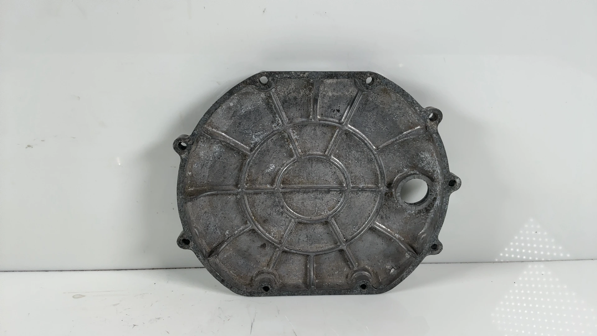 Kawasaki KZ900 KZ900-A4 900CC Engine Clutch Cover 1976-1978 OEM 14032-121 - Image 2