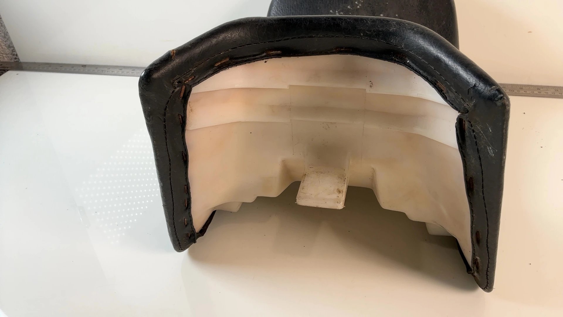 Kawasaki Ninja 600R ZX600C 600cc Front Rider Seat 1988-1997 OEM 53001-1503-ND - Image 5