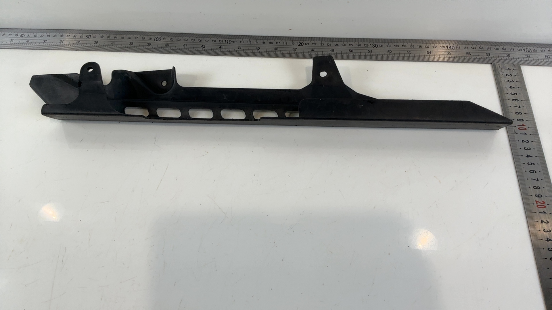 Yamaha FZS 600 Fazer 5DM 600cc Rear Chain Guard 1998-2003 OEM 5DM-22311-00 - Image 4