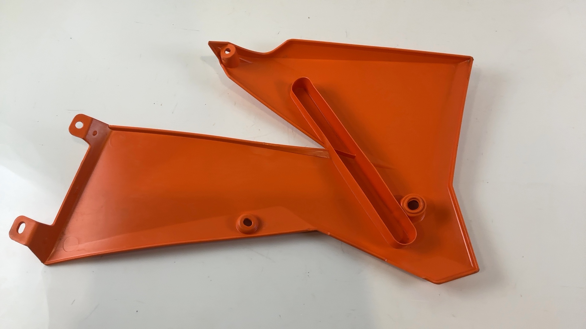 KTM EXC SX 125 200 300 450 Radiator Shroud Left 03-07 OEM 54808050000 - Image 2