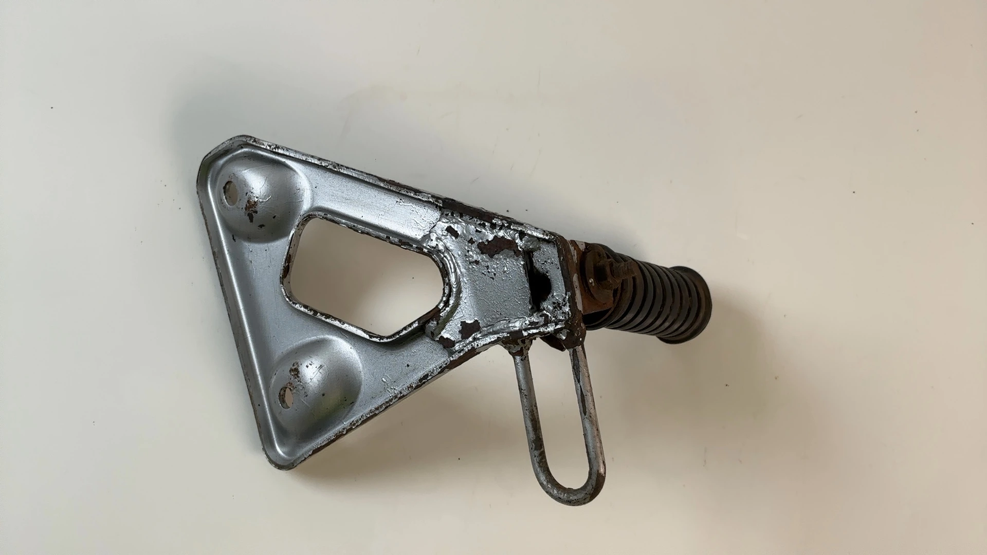 Honda Transalp XL600V Left Passenger Footrest Bracket 87-96 OEM 50810-MM9-000ZA - Image 2