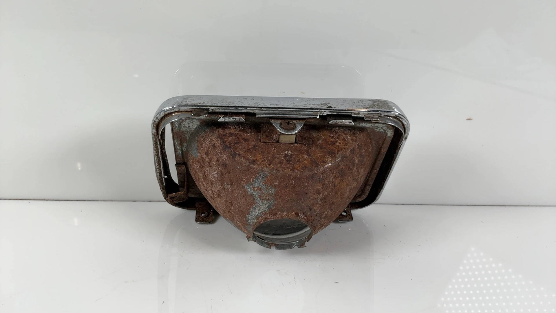 Honda FT500 Ascot 500cc Headlight 1982-1983 OEM 33120-MC8-671 Stanley 001-2529 - Image 2