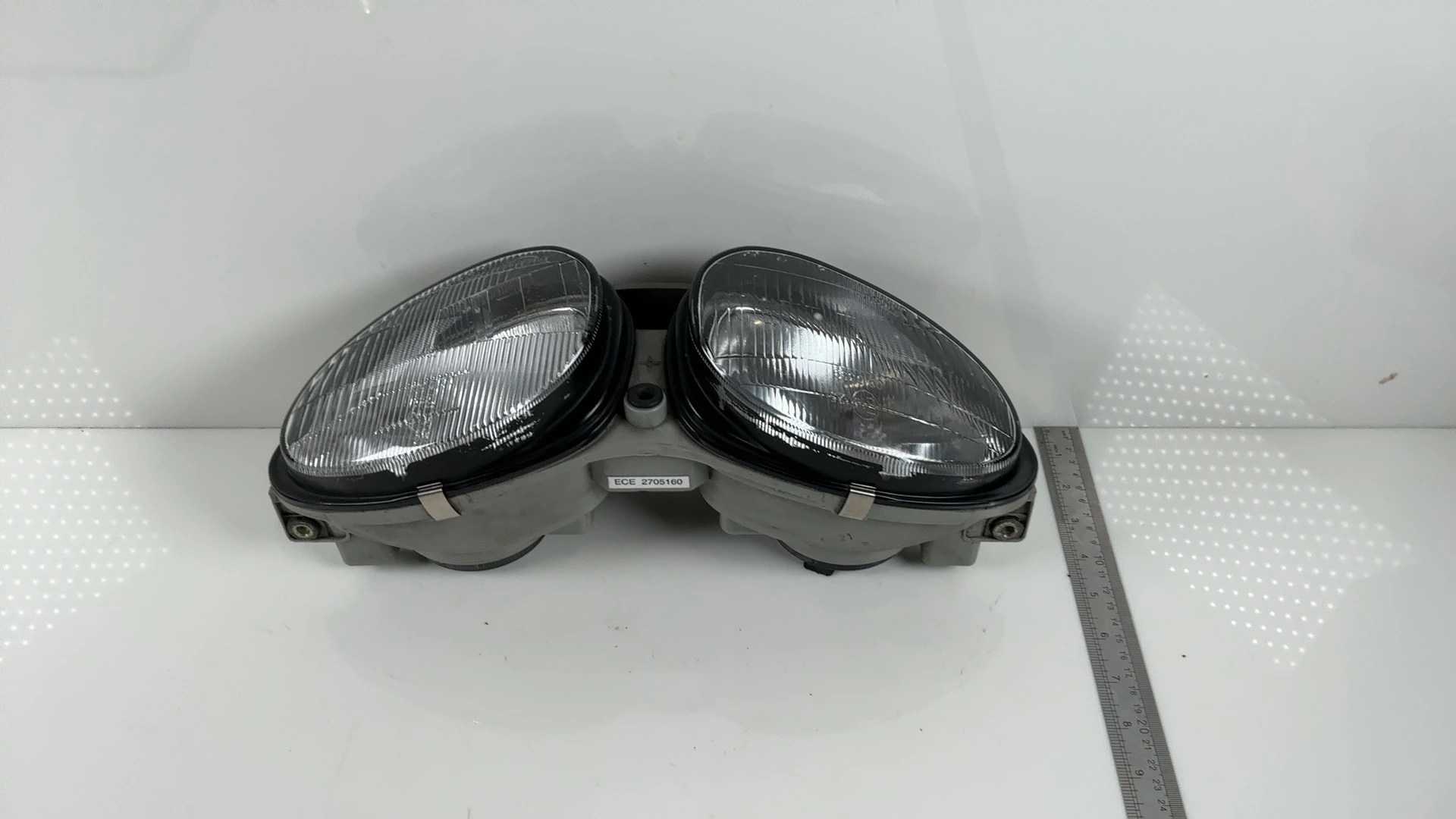 Triumph Sprint RS ST 955cc Front Headlight 1999-2004 OEM T2705185 - Image 11