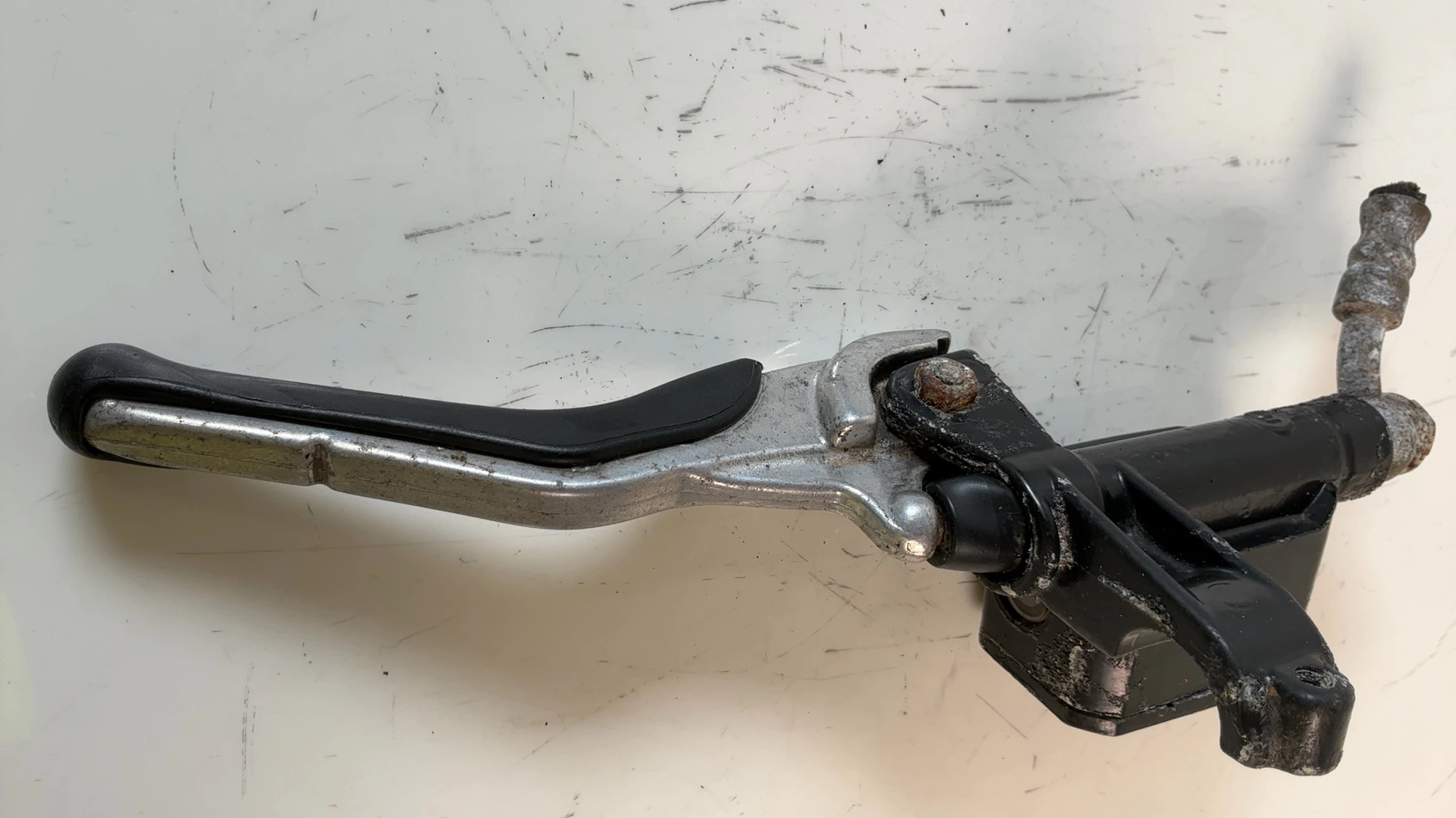Yamaha Aerox YQ50 50cc Front Brake Master Cylinder 1997-2012 OEM 5BR-F583T-06-00 - Image 8