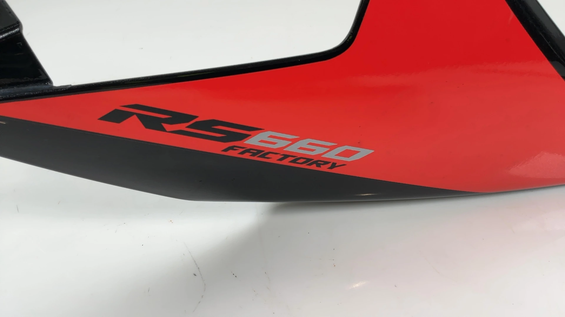 Aprilia Tuono RS660 Factory 660cc Right Rear Tail Fairing Panel 2021-26 2B006647 - Image 7